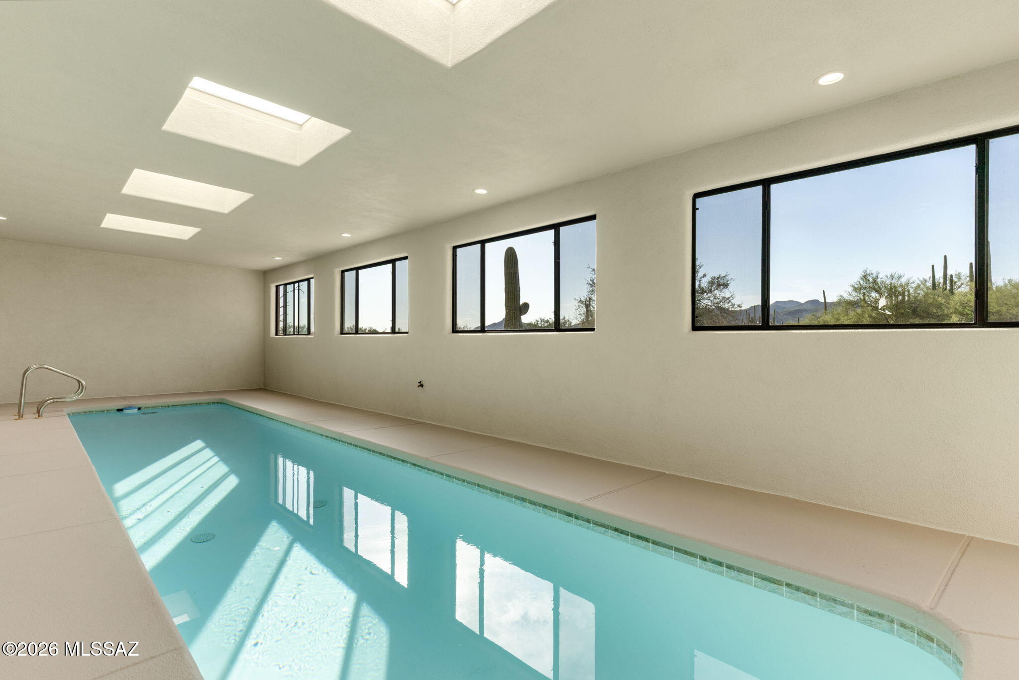 La Cholla Airpark - Residential