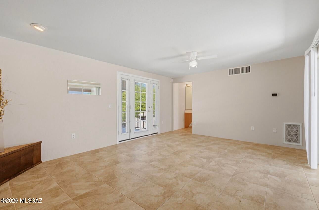 Halcyon Acres - Residential