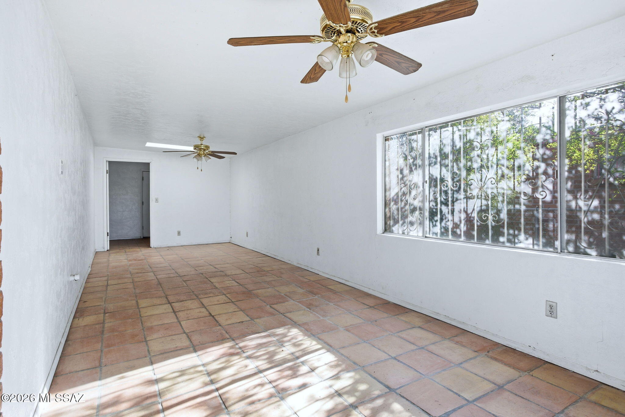 Mission Manor NO. 8 - Residential