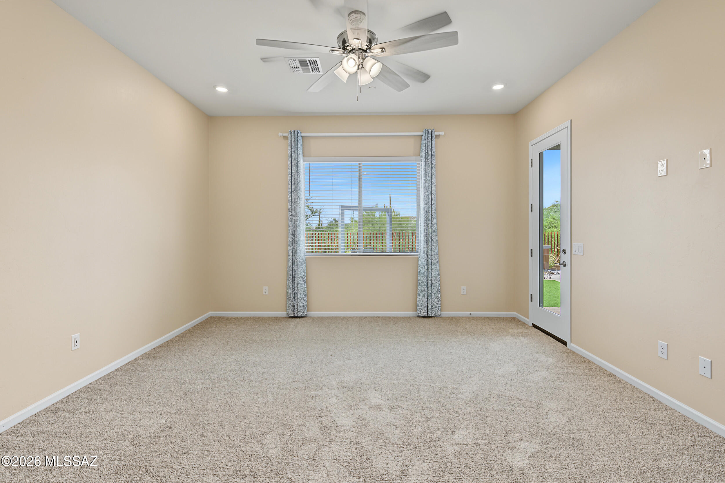 Los Saguaros At Dove Mountain SQ20121640199 - Residential