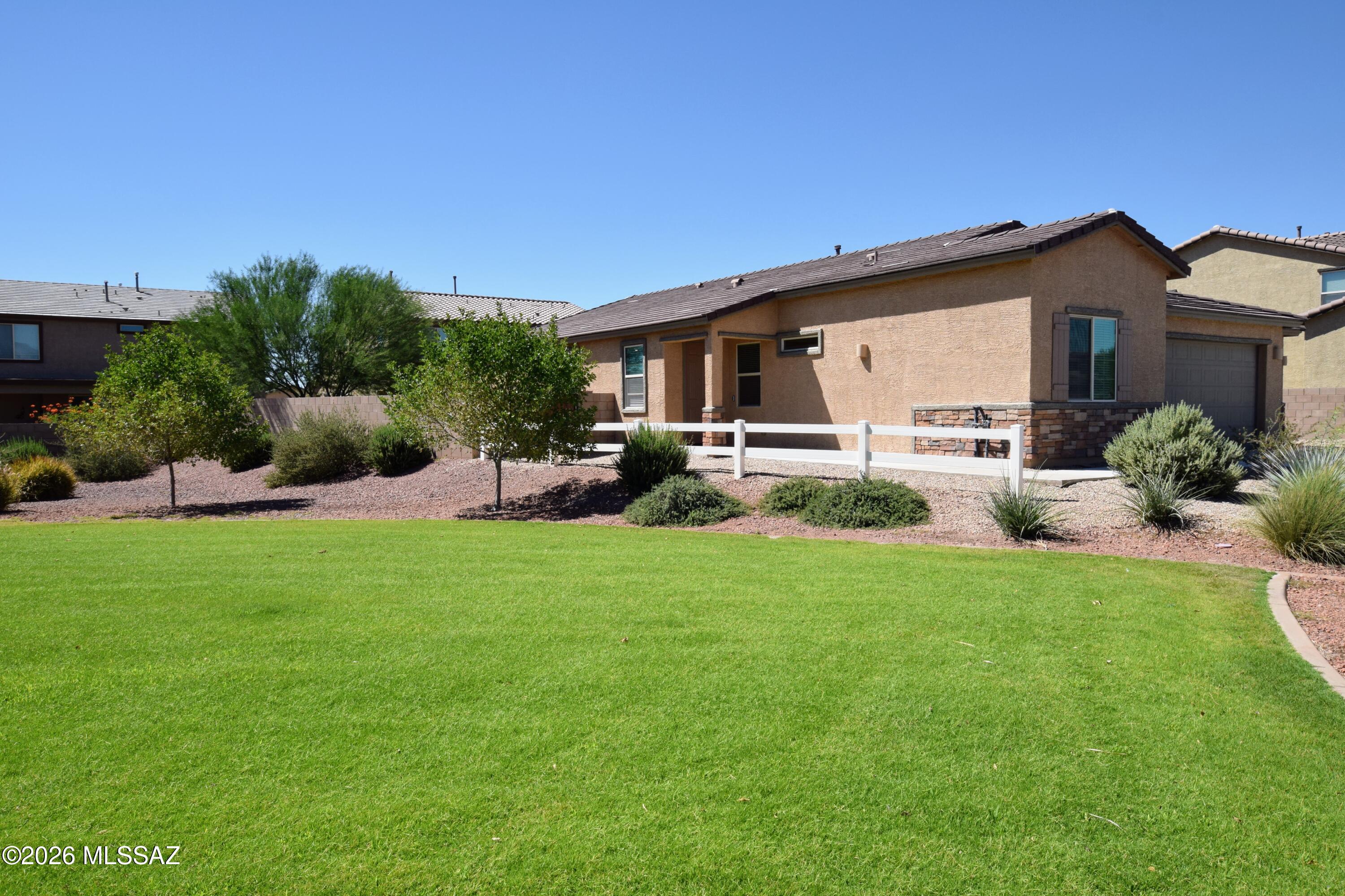 North Star Ranch Replat (1-37) - Residential Lease