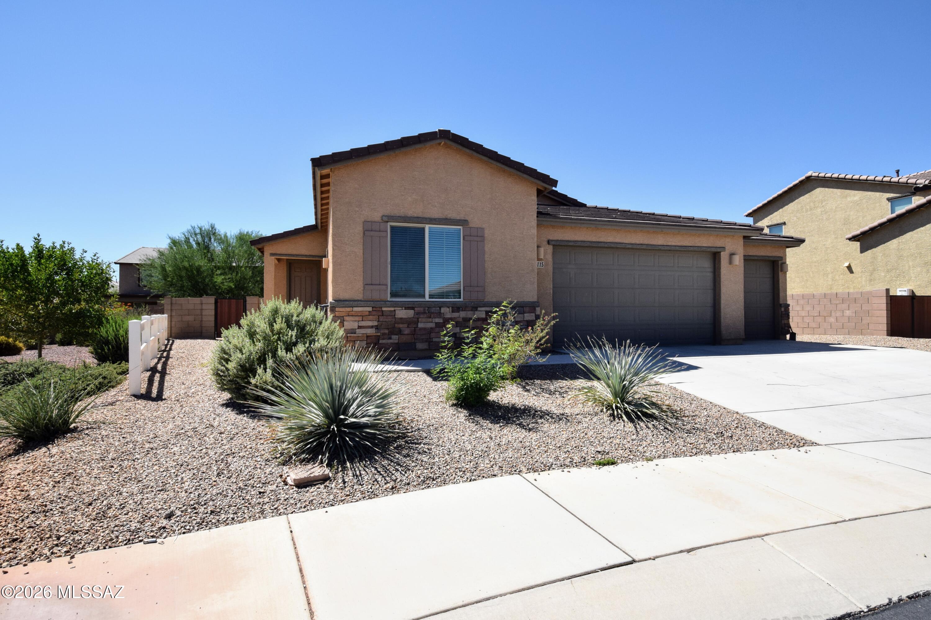 North Star Ranch Replat (1-37) - Residential Lease