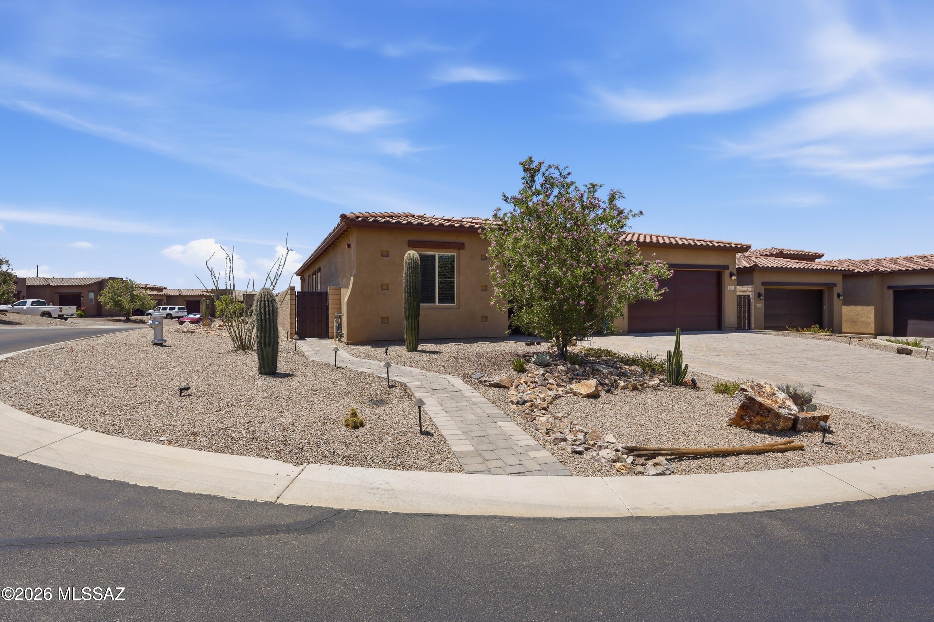 Boulder Bridge Pass II At Dove Mountain SQ20143250154 - Residential