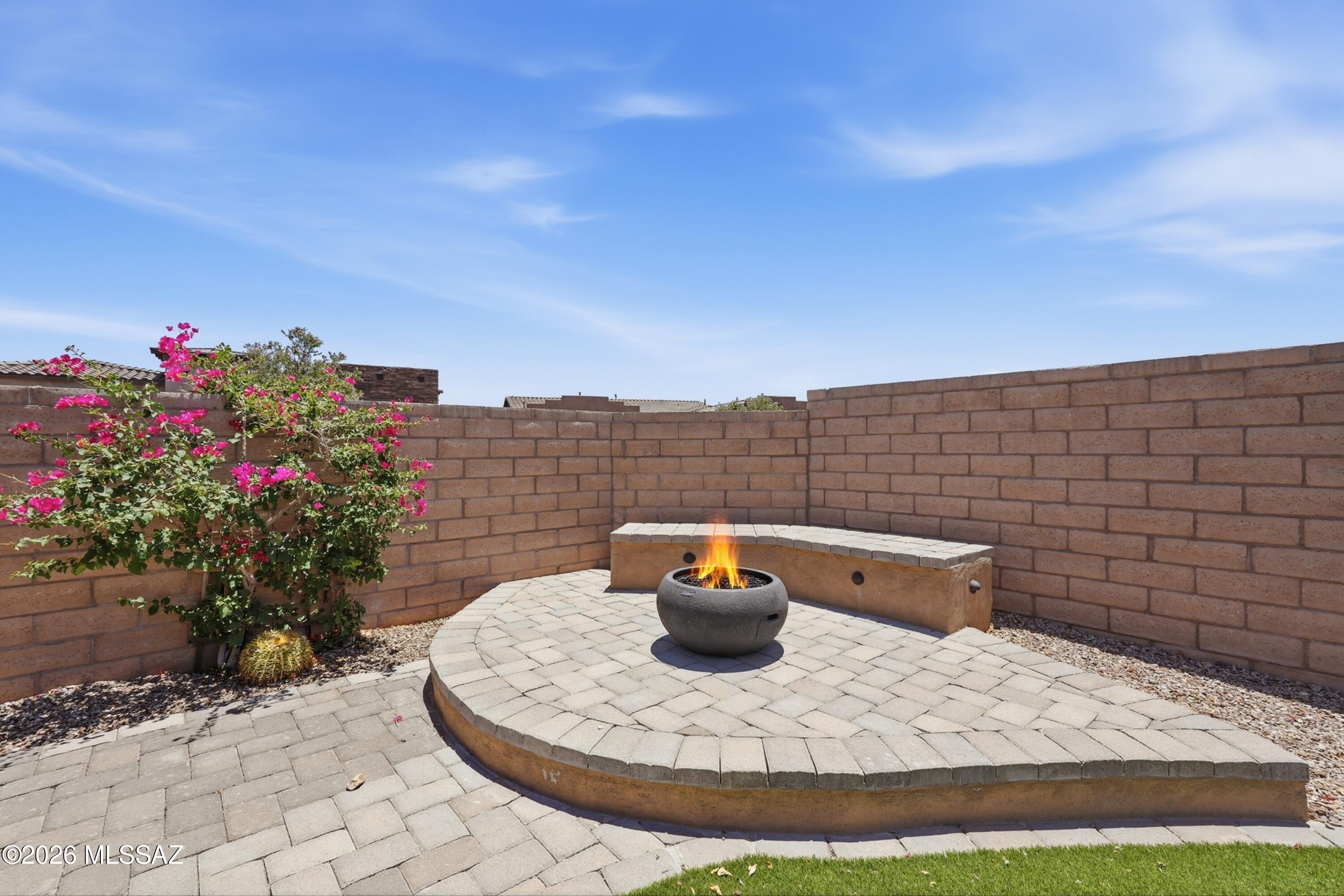 Boulder Bridge Pass II At Dove Mountain SQ20143250154 - Residential