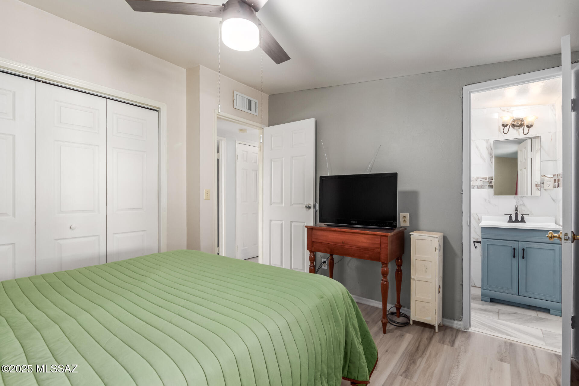 Park El Monte - Residential