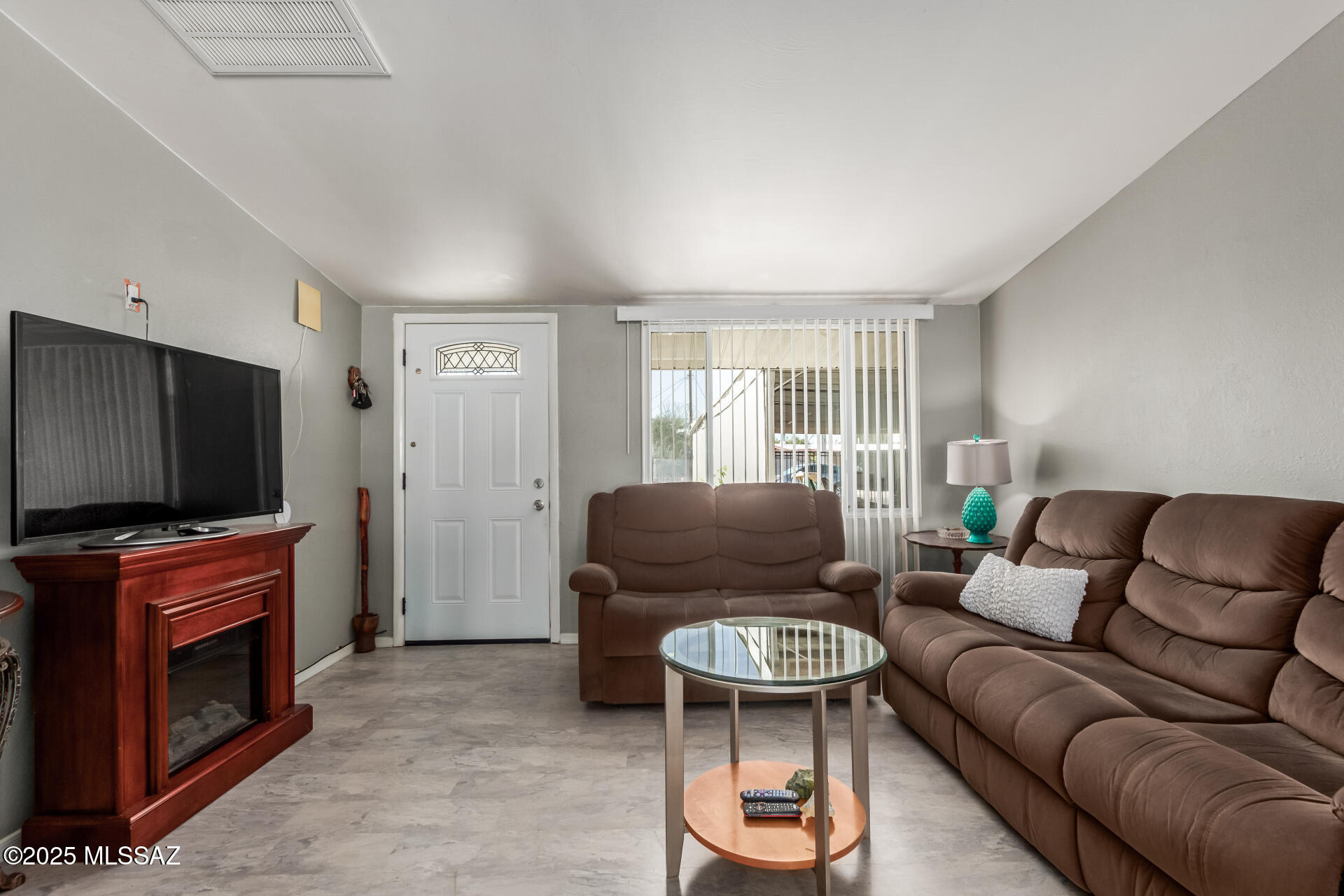 Park El Monte - Residential