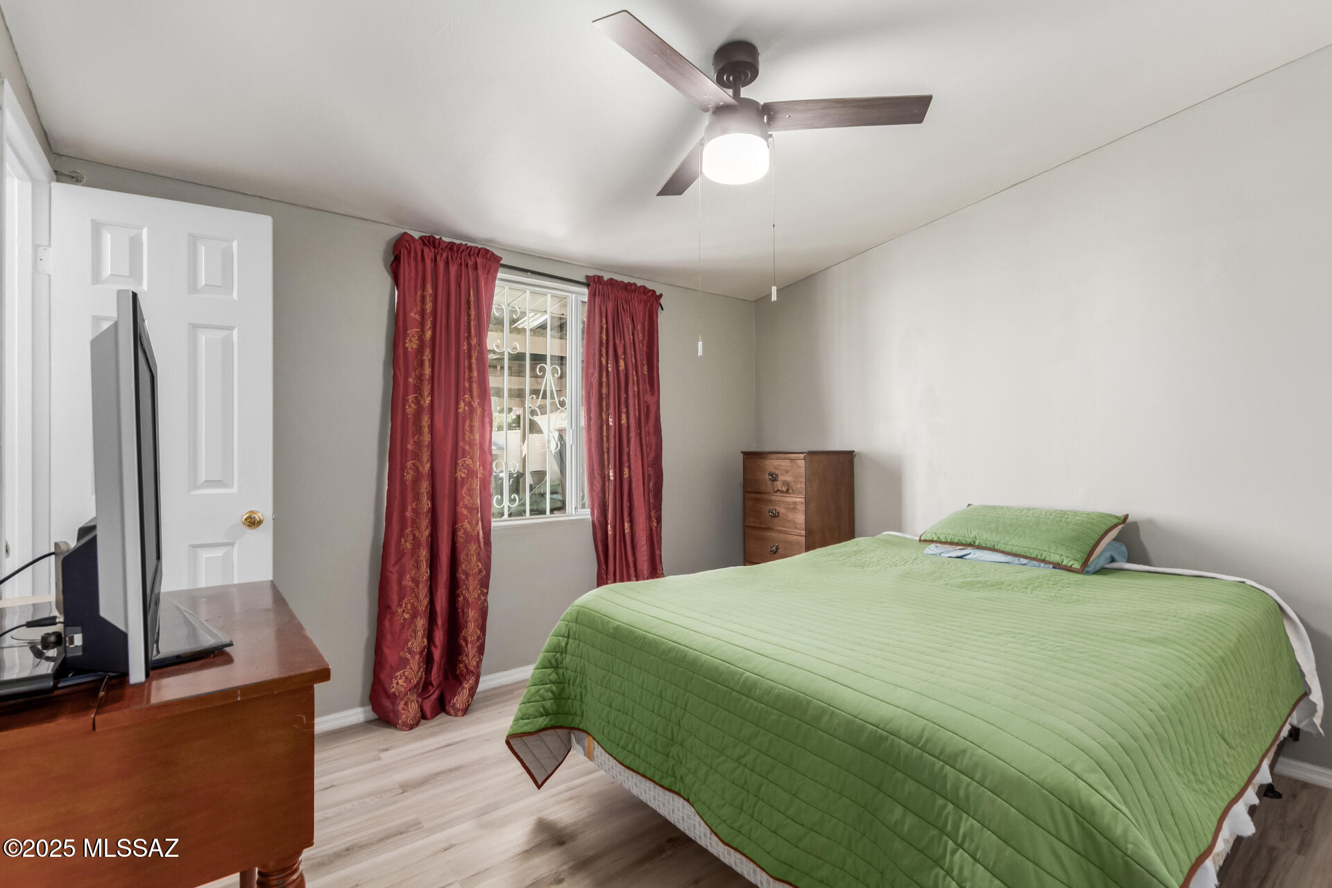 Park El Monte - Residential
