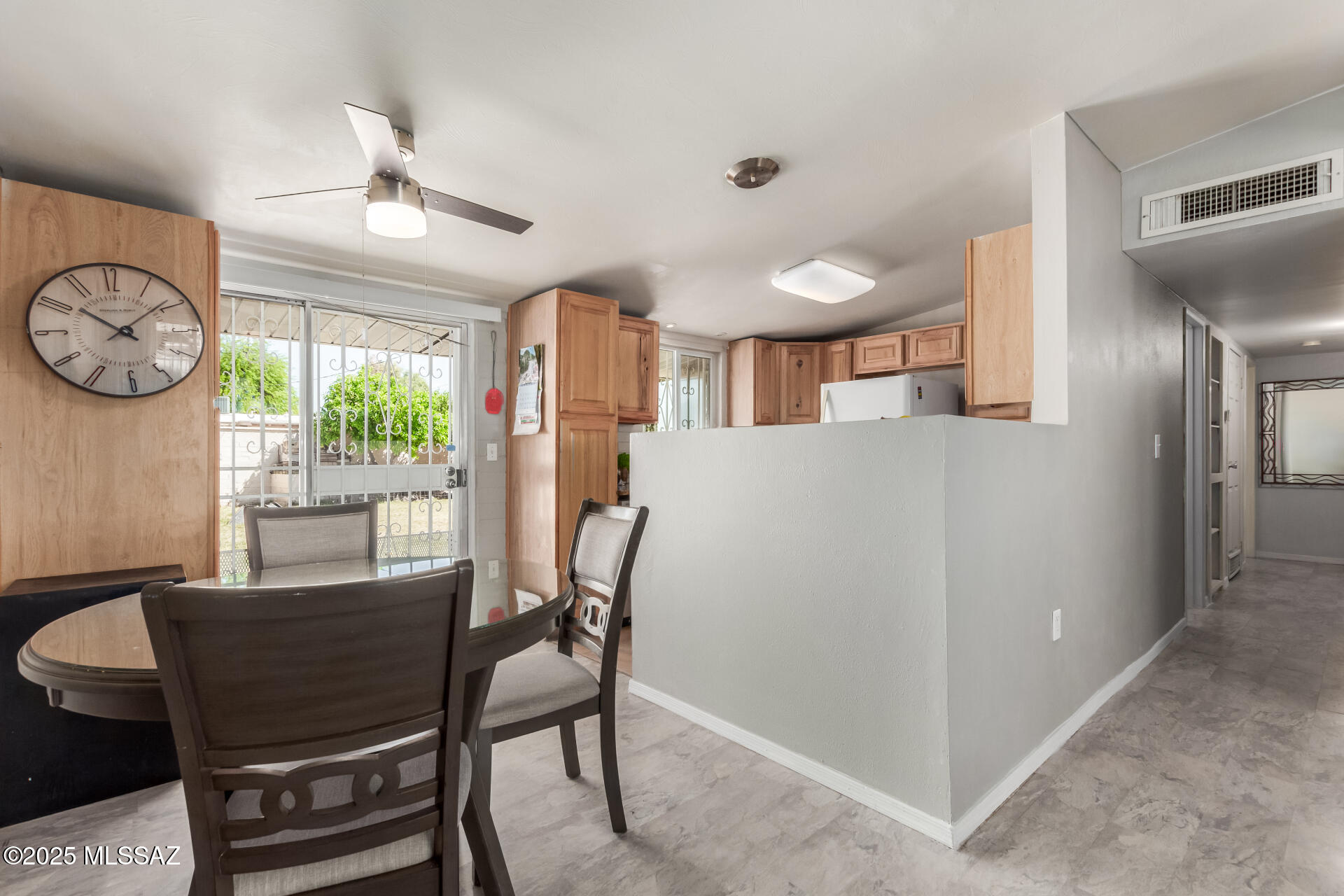 Park El Monte - Residential