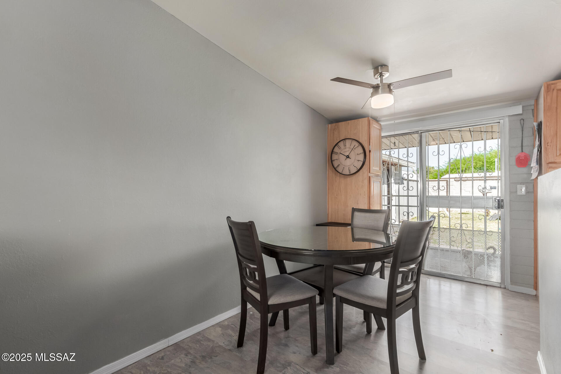 Park El Monte - Residential