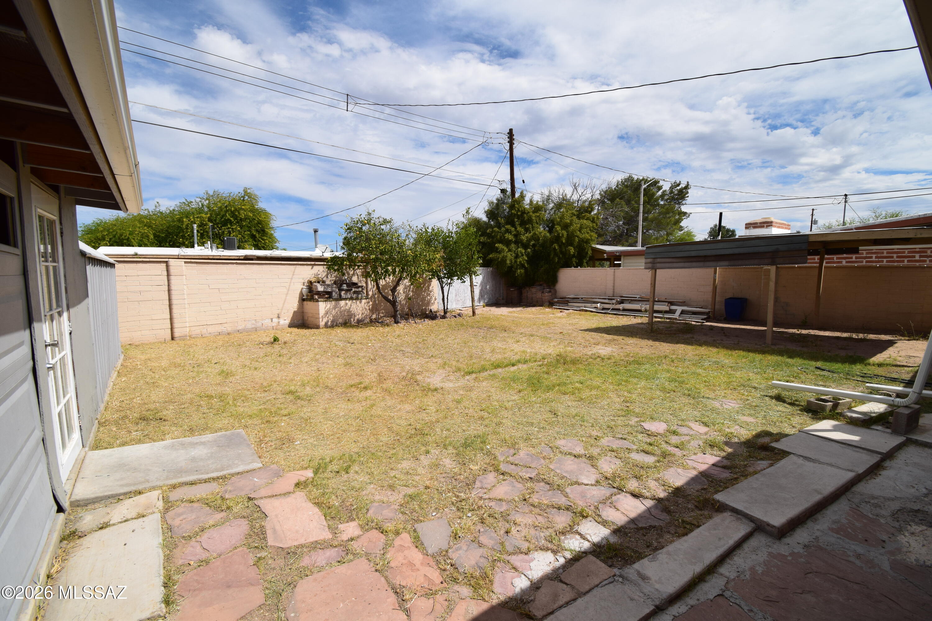 Park El Monte - Residential