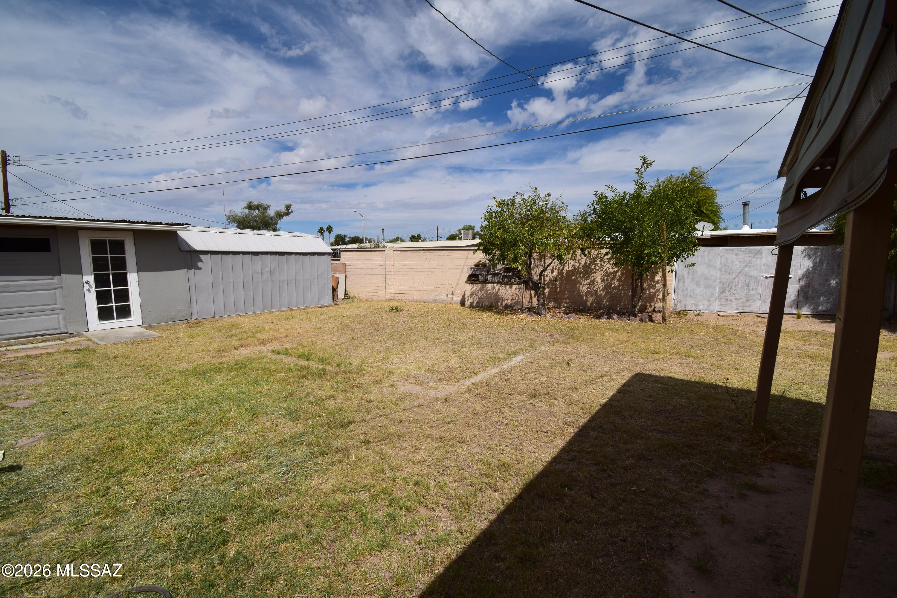 Park El Monte - Residential
