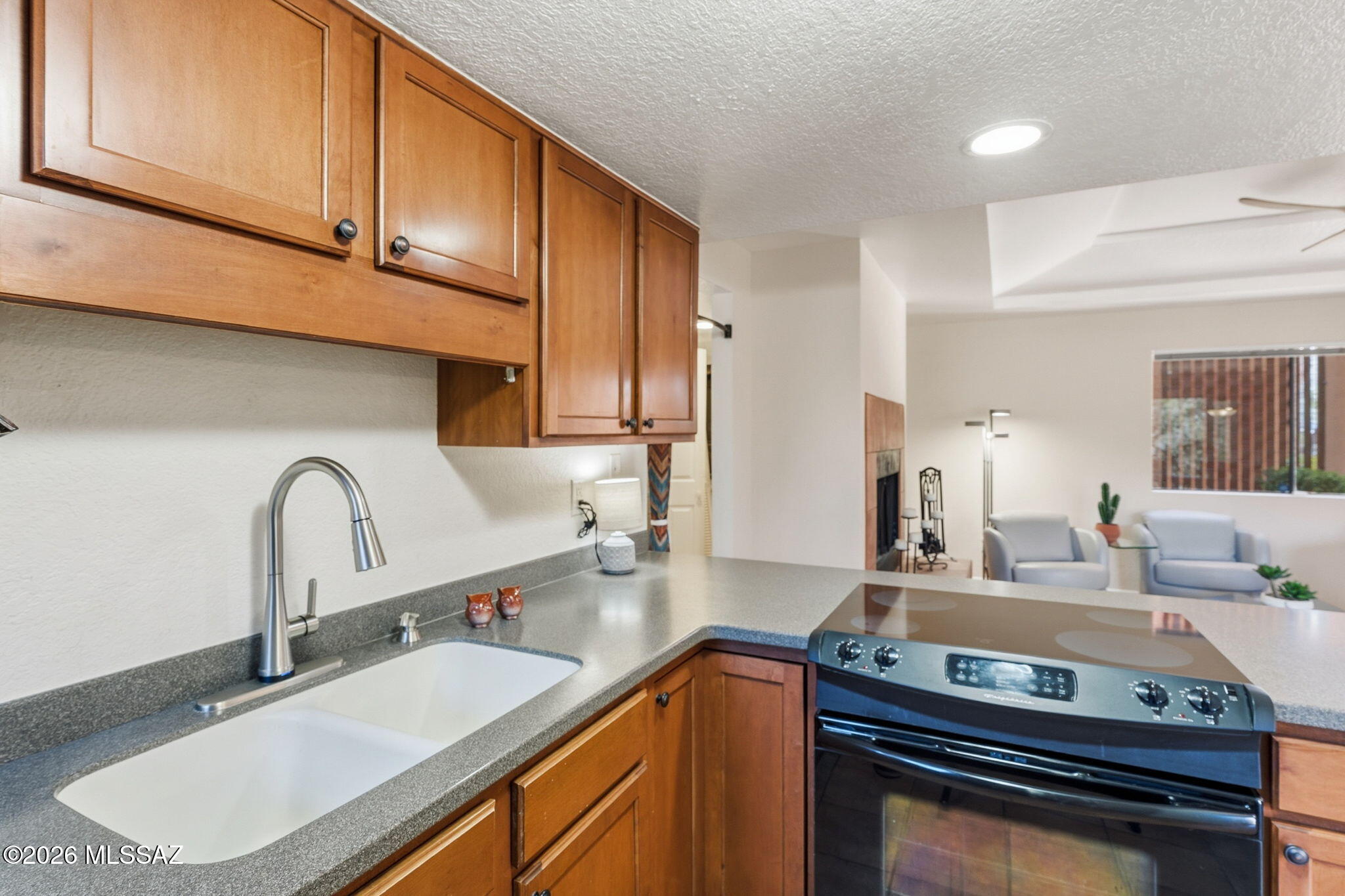 Ventana Vista Condominiums - Residential