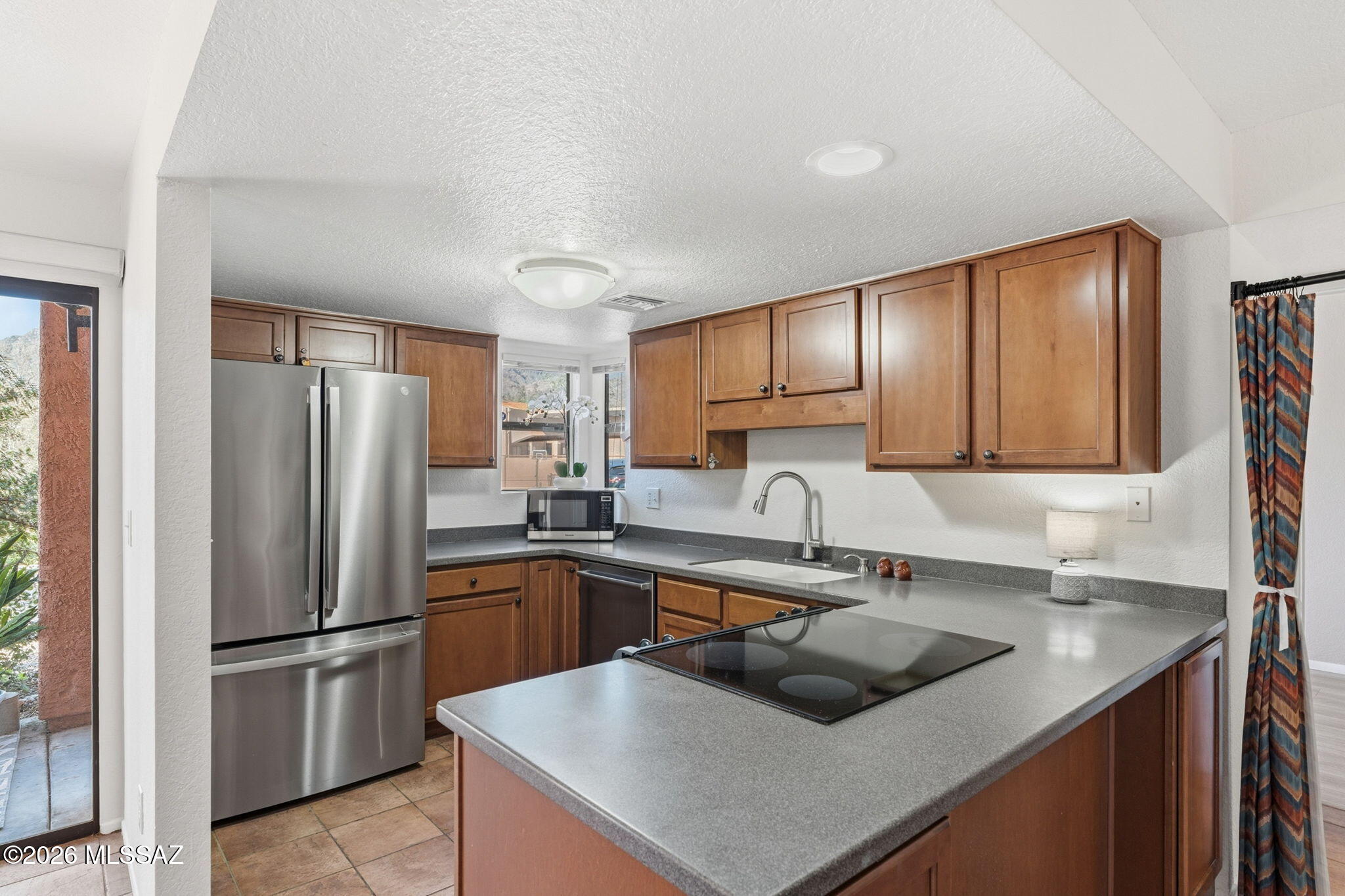 Ventana Vista Condominiums - Residential