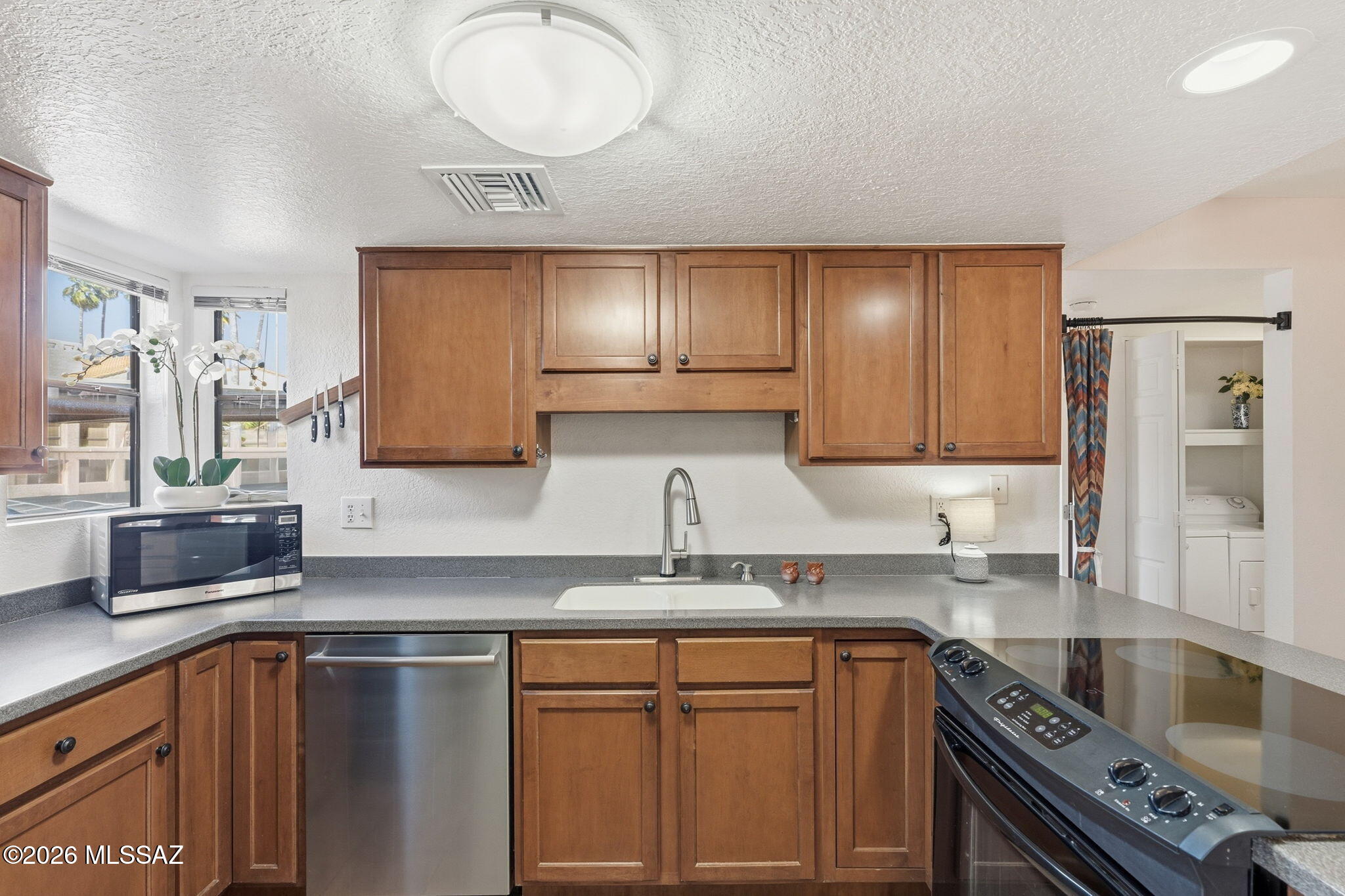 Ventana Vista Condominiums - Residential