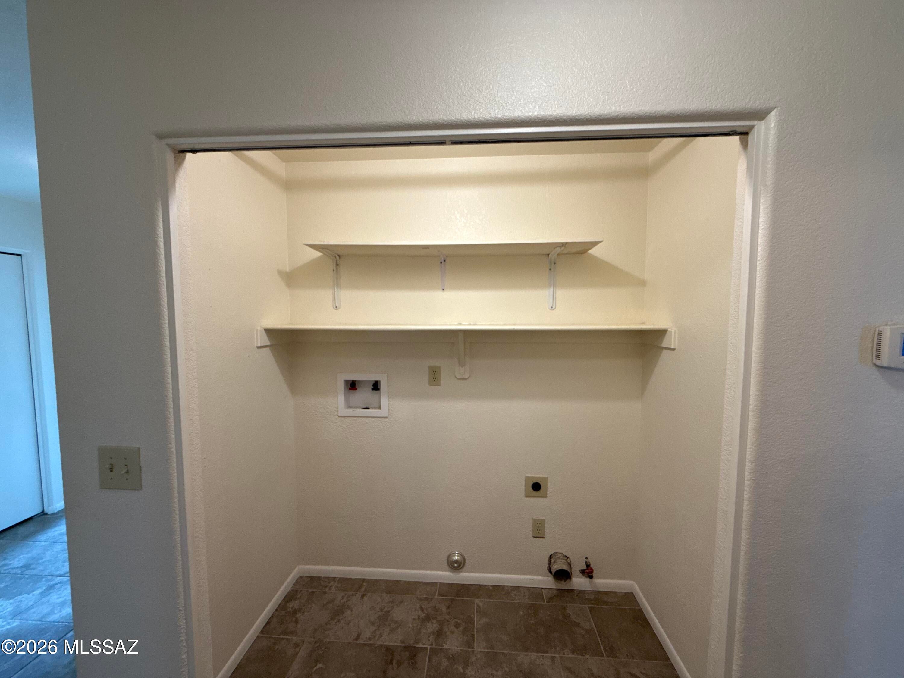 Elliott Homes At Rita Ranch (1-521) - Residential