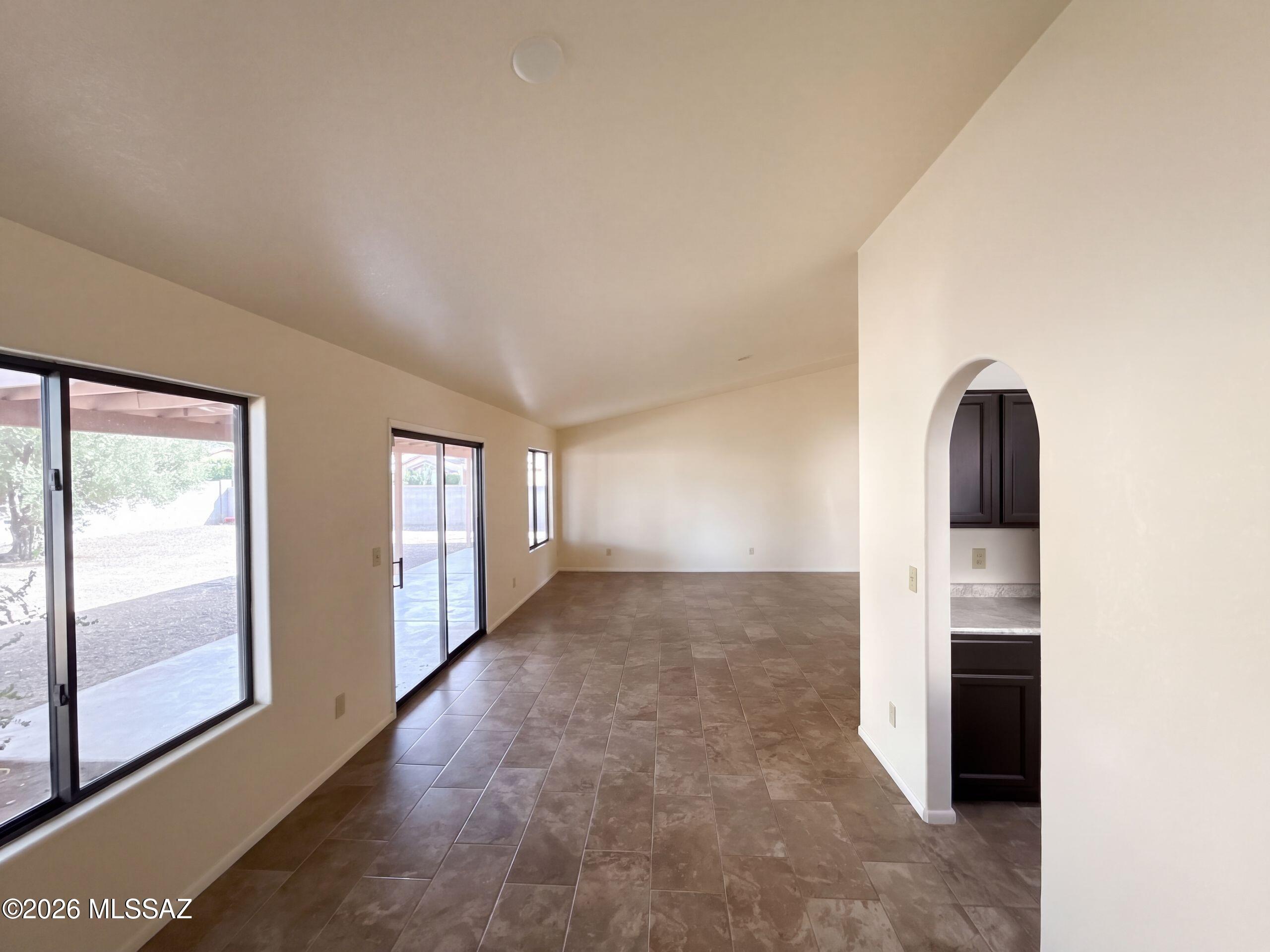 Elliott Homes At Rita Ranch (1-521) - Residential