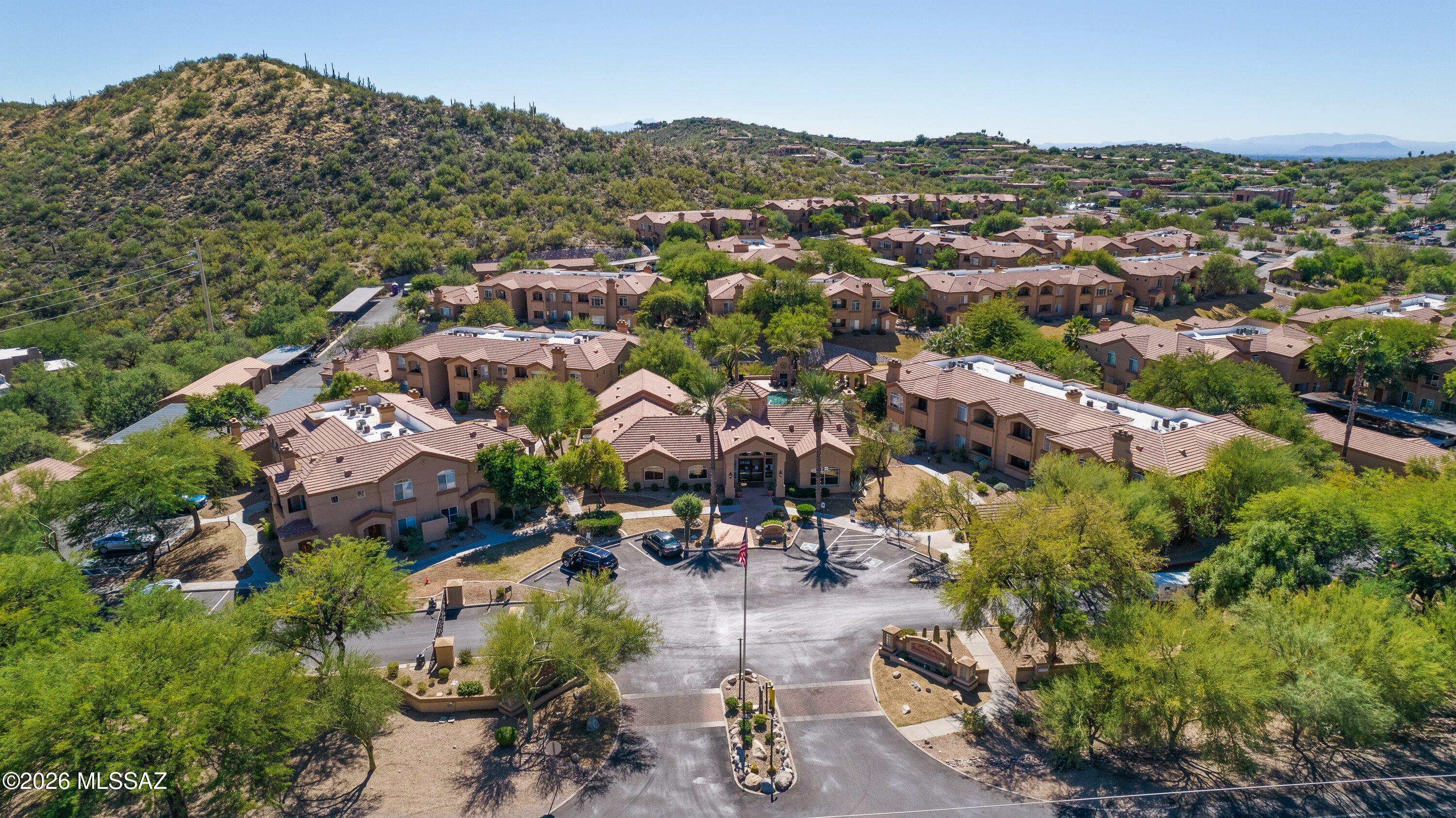Pinnacle Canyon Condominium - Residential