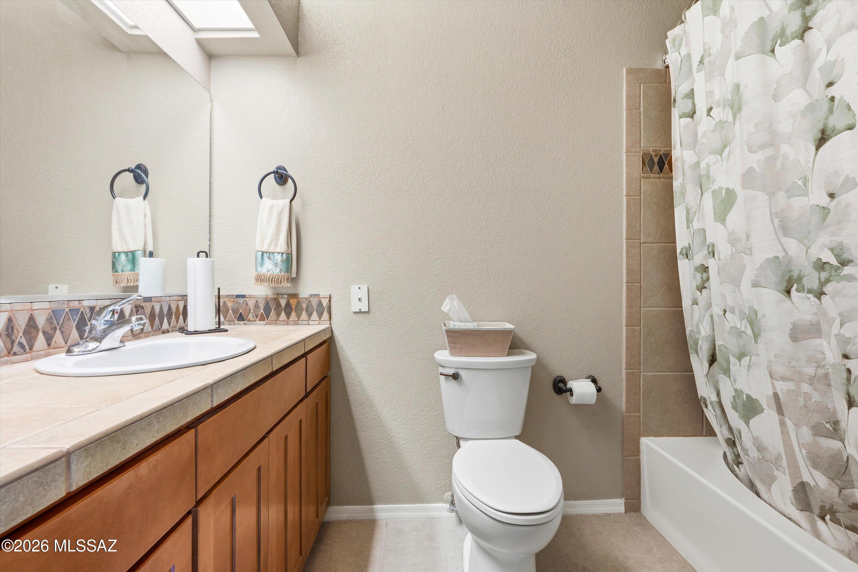 Pinnacle Canyon Condominium - Residential