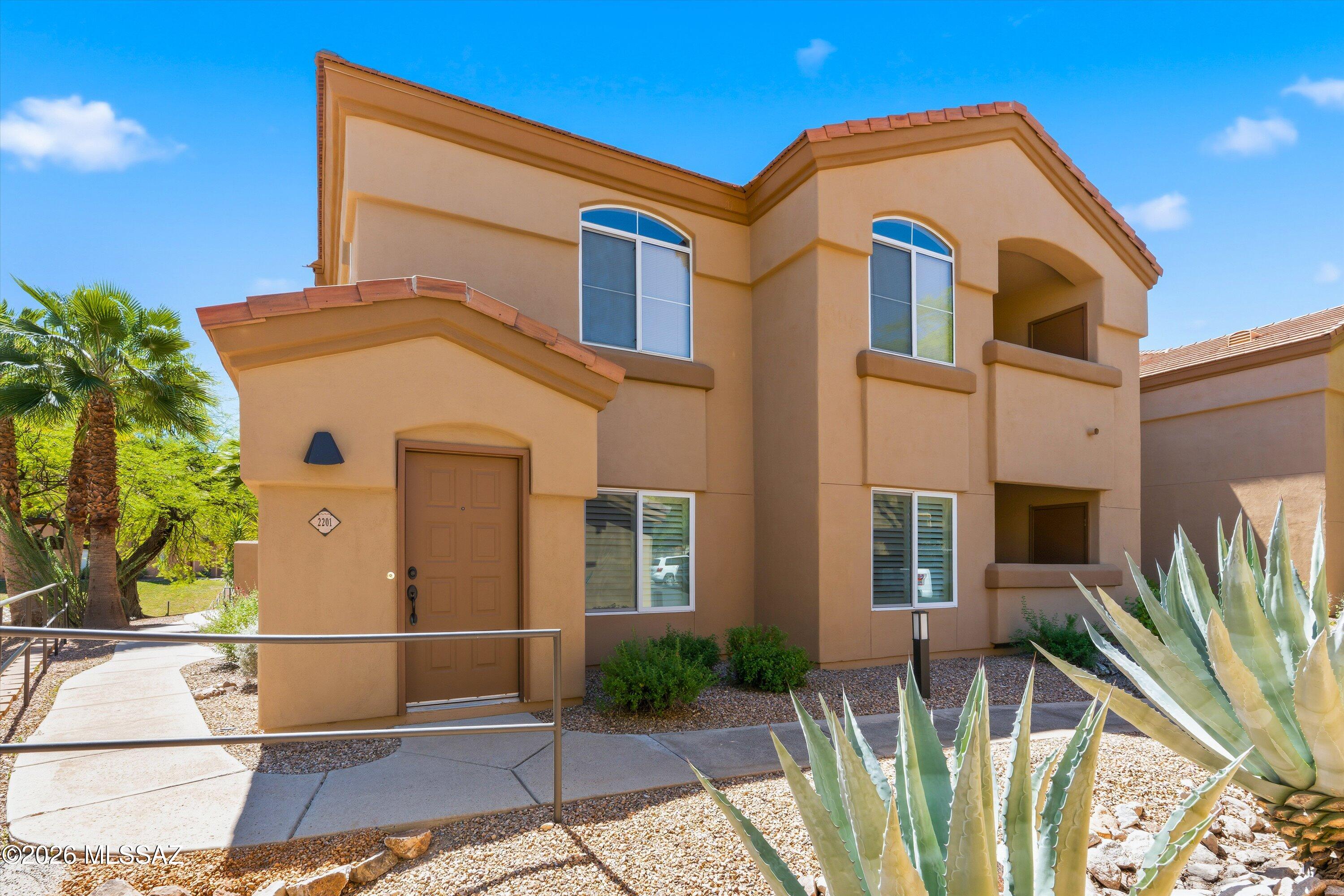 Pinnacle Canyon Condominium - Residential