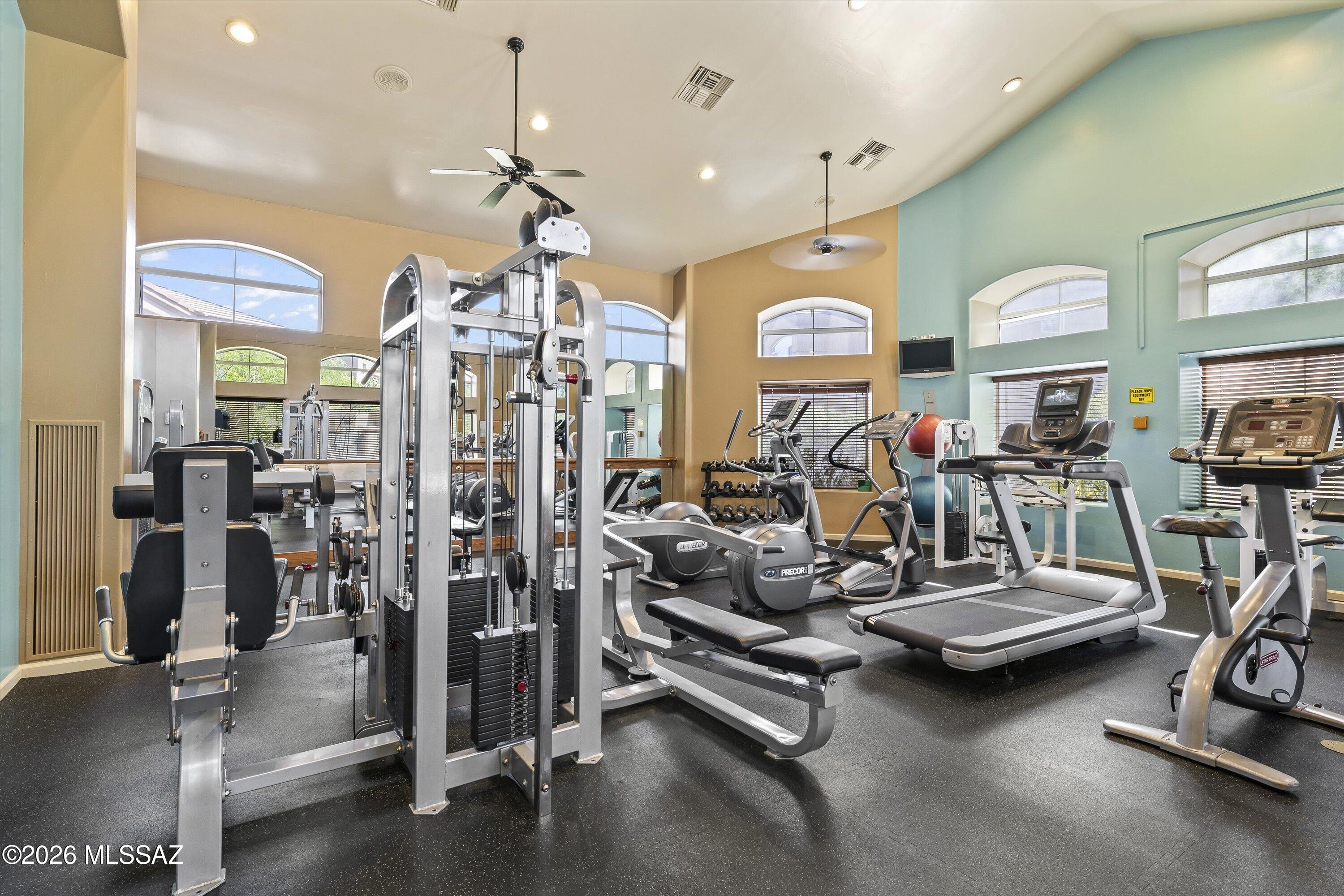 Pinnacle Canyon Condominium - Residential