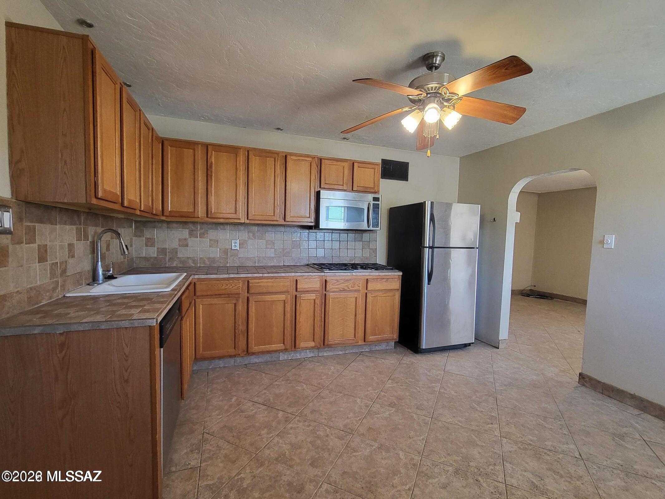 Catalina Poultry Acres NO 3 - Residential