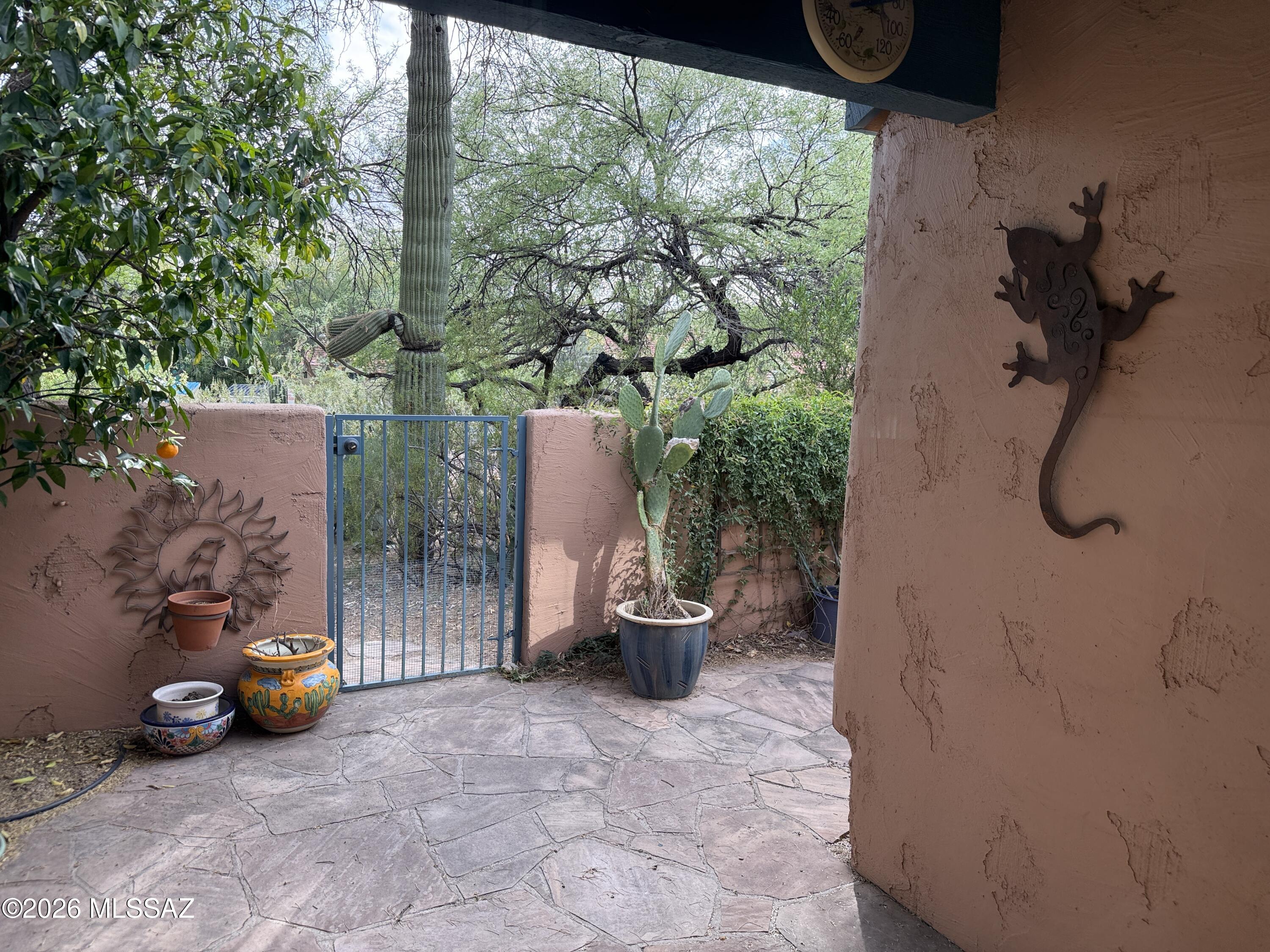 Ventana De Sabino North (1-127) - Residential Lease