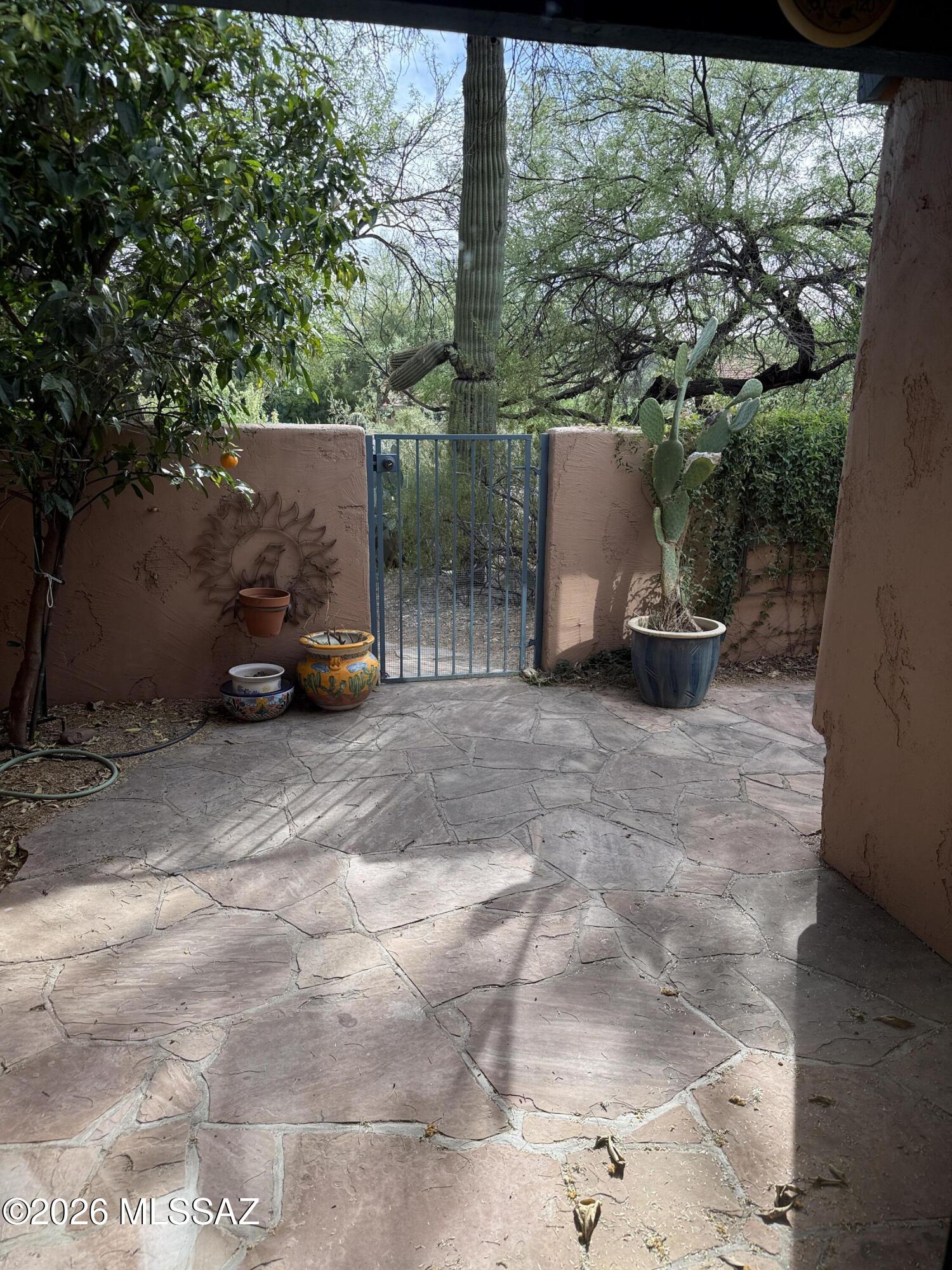 Ventana De Sabino North (1-127) - Residential Lease