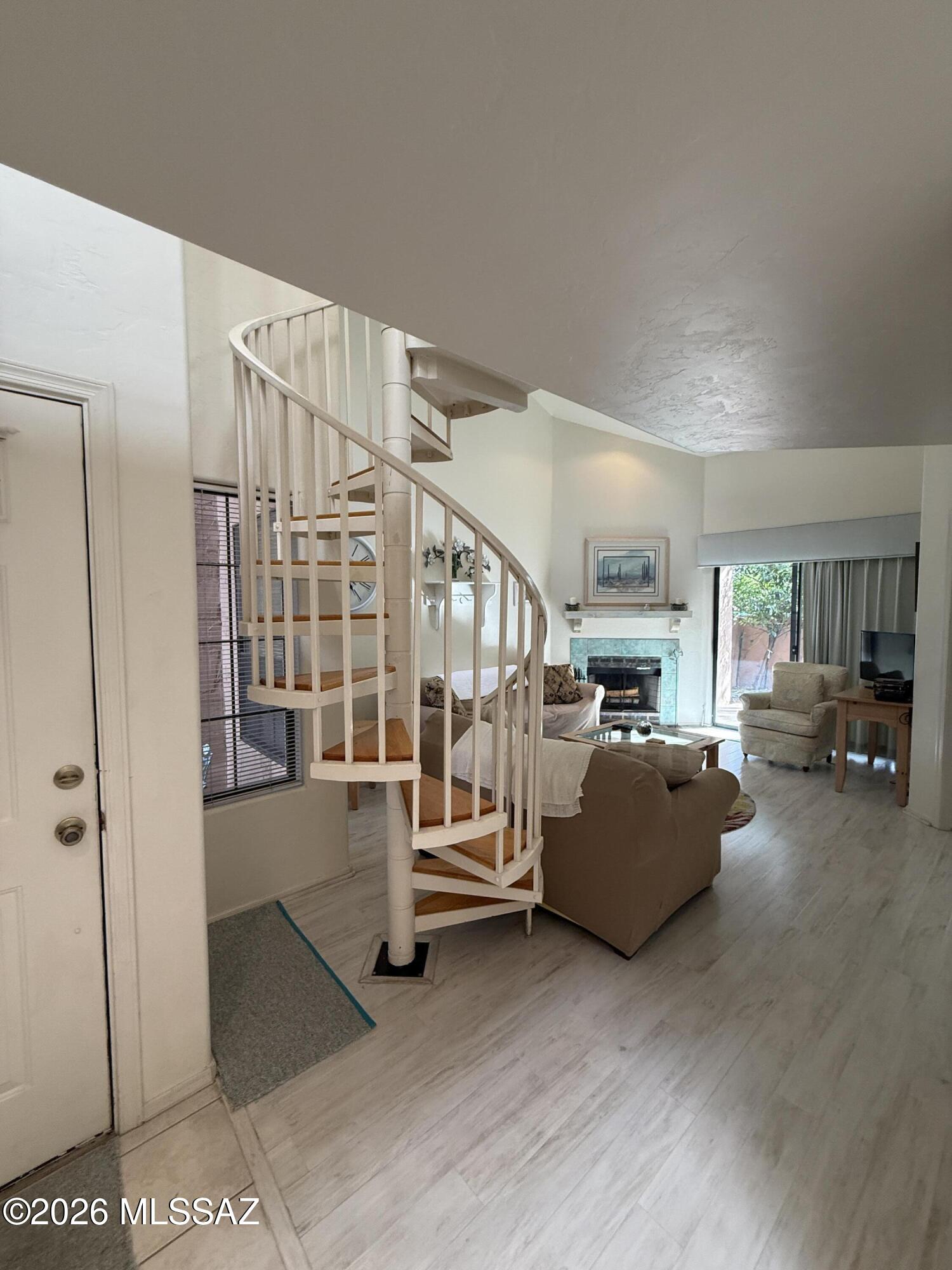 Ventana De Sabino North (1-127) - Residential Lease