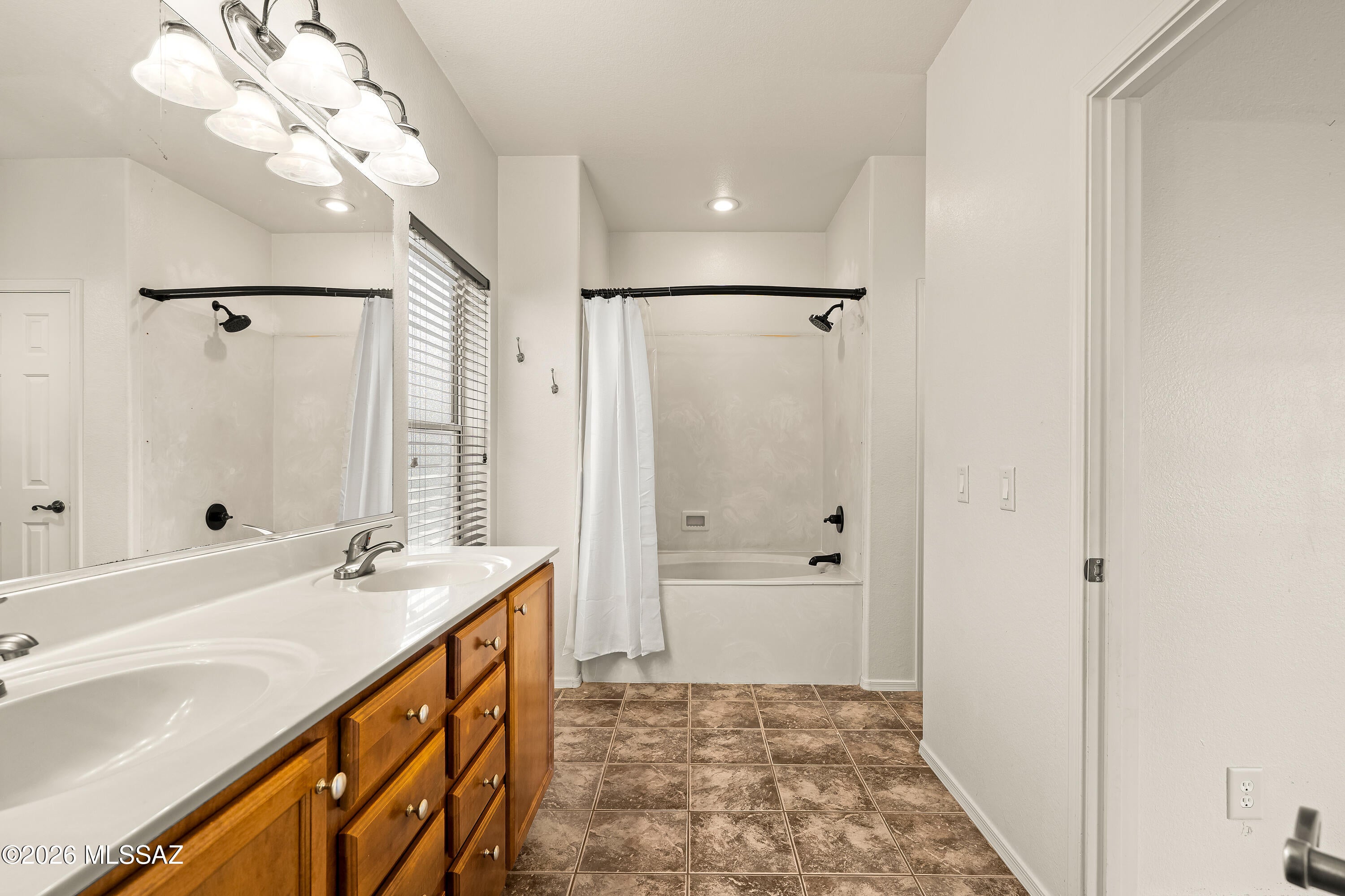 Stoneridge (1-71) - Residential