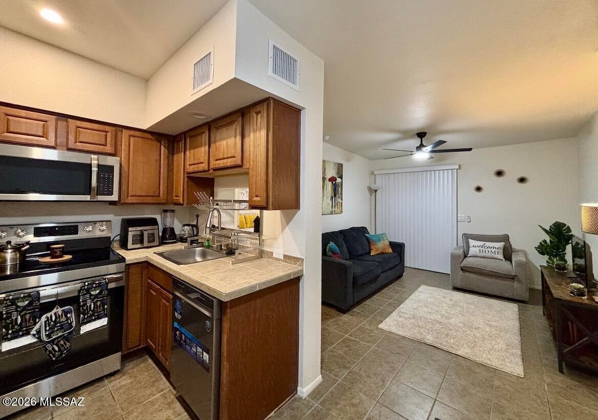 Casa Club Condominium - Residential Lease