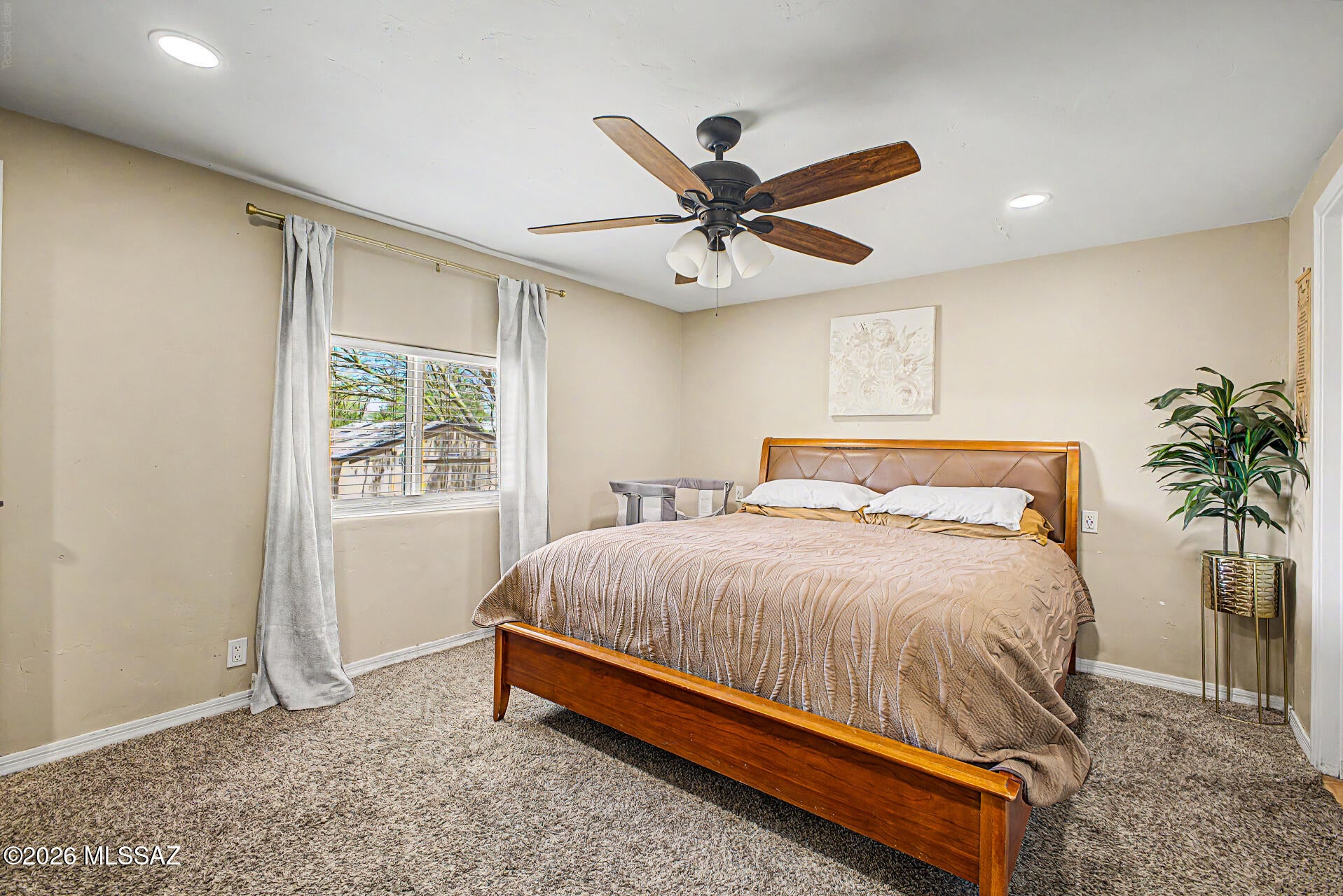 Milton Manor(1-24) - Residential