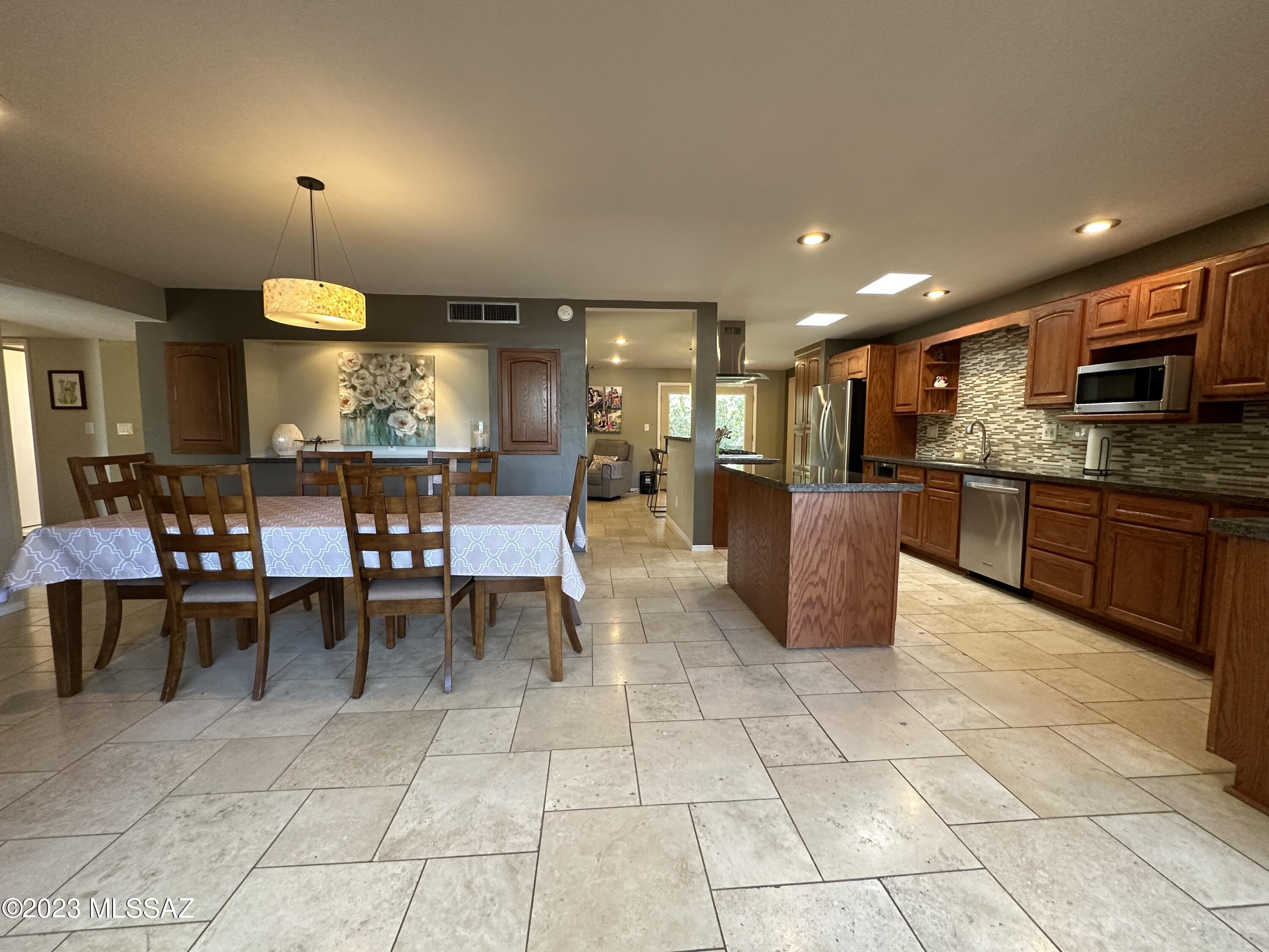 Sabino Vista South NO. 2  (1-93) - Residential Lease