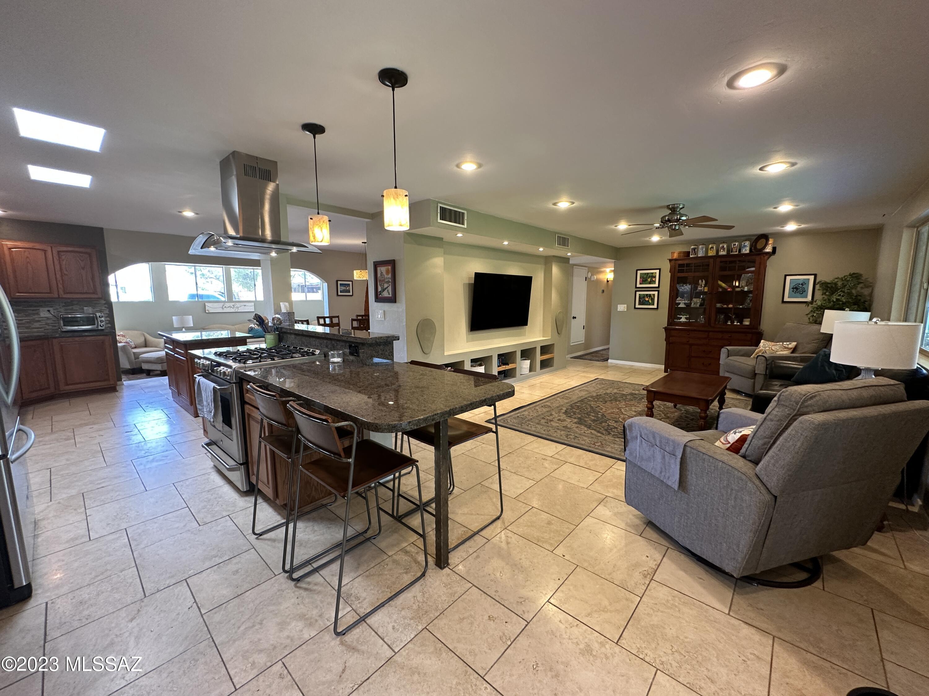 Sabino Vista South NO. 2  (1-93) - Residential Lease