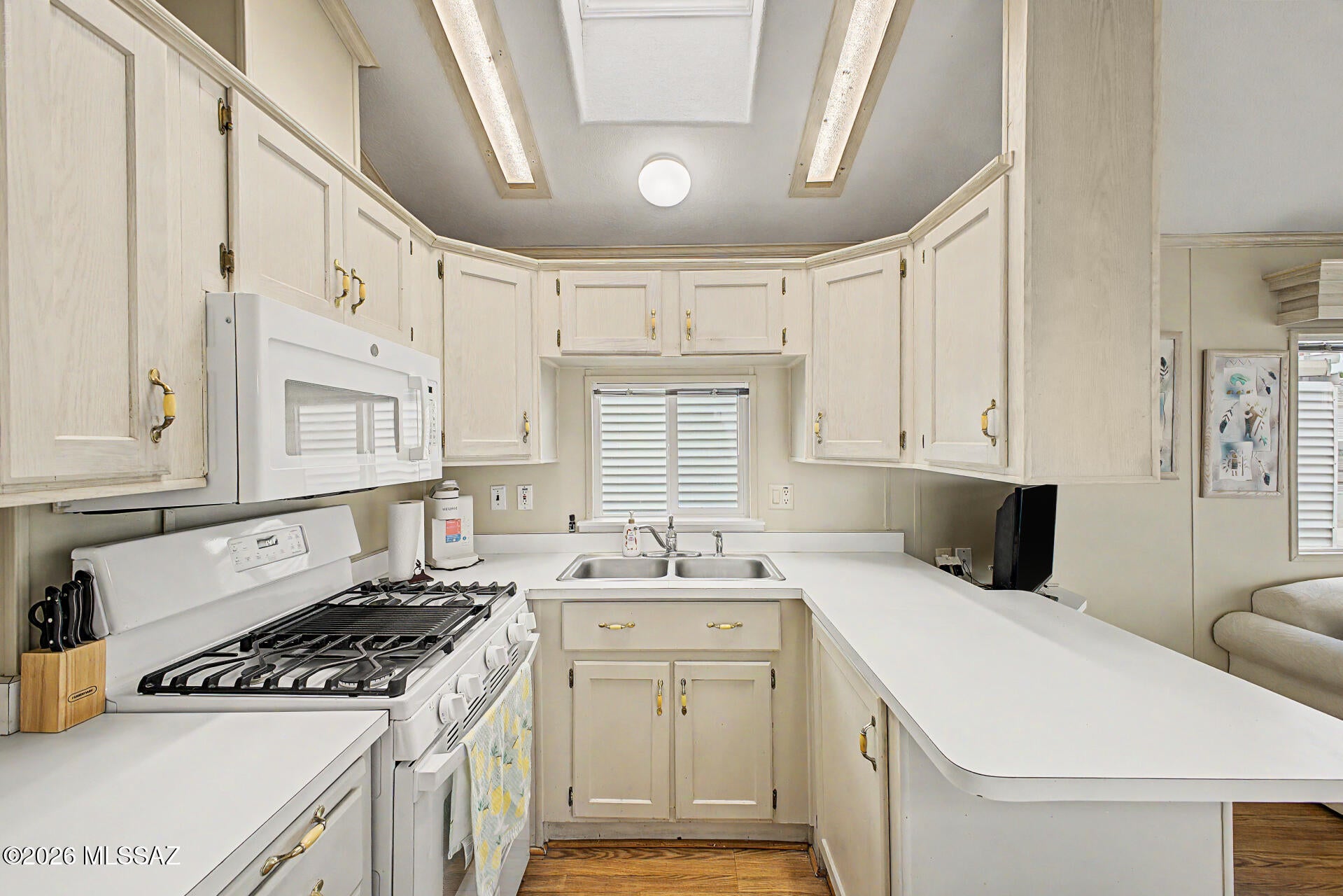 Casitas Del Sol - Residential