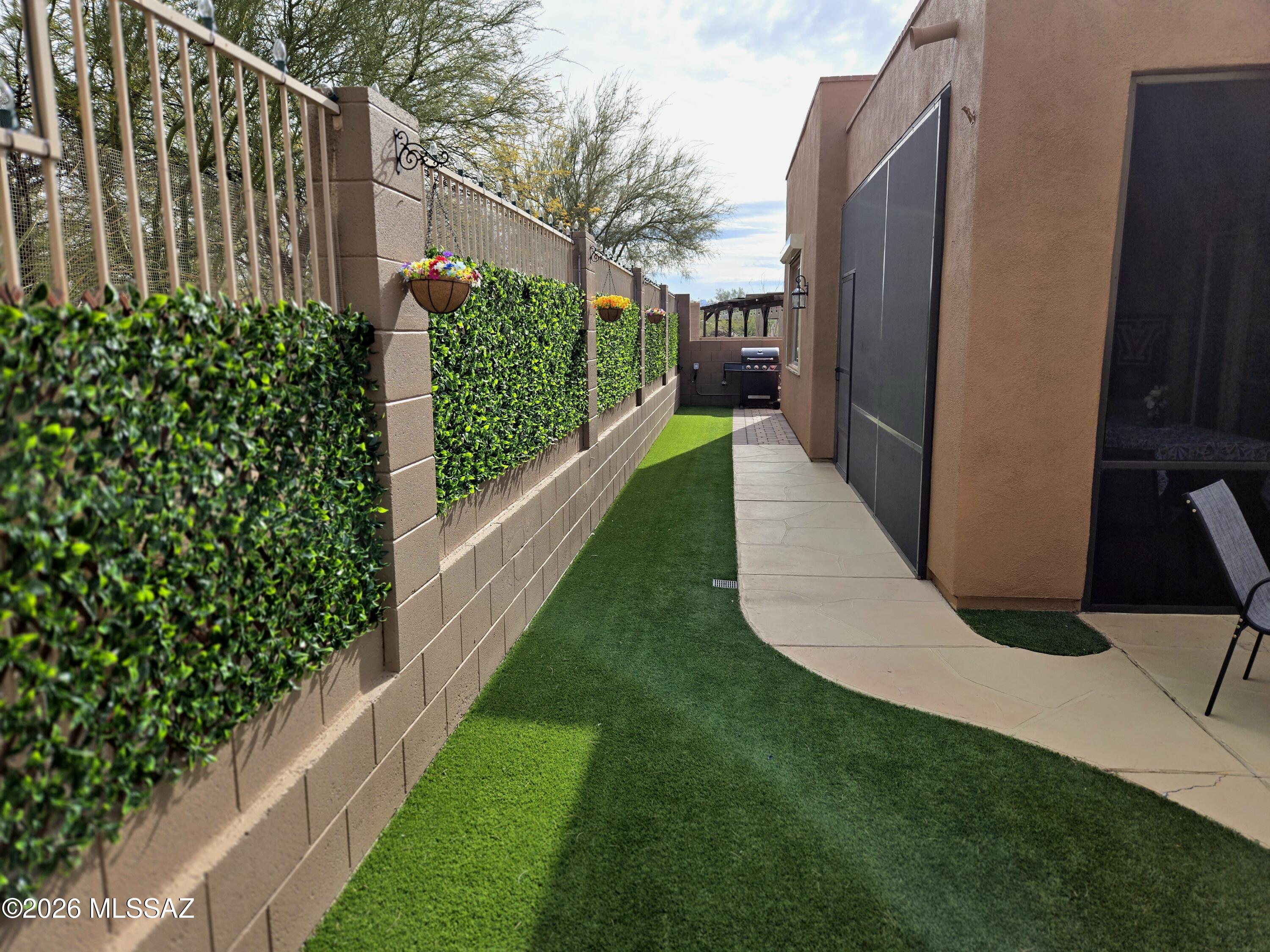 Rancho Del Lago (466-540) - Residential Lease