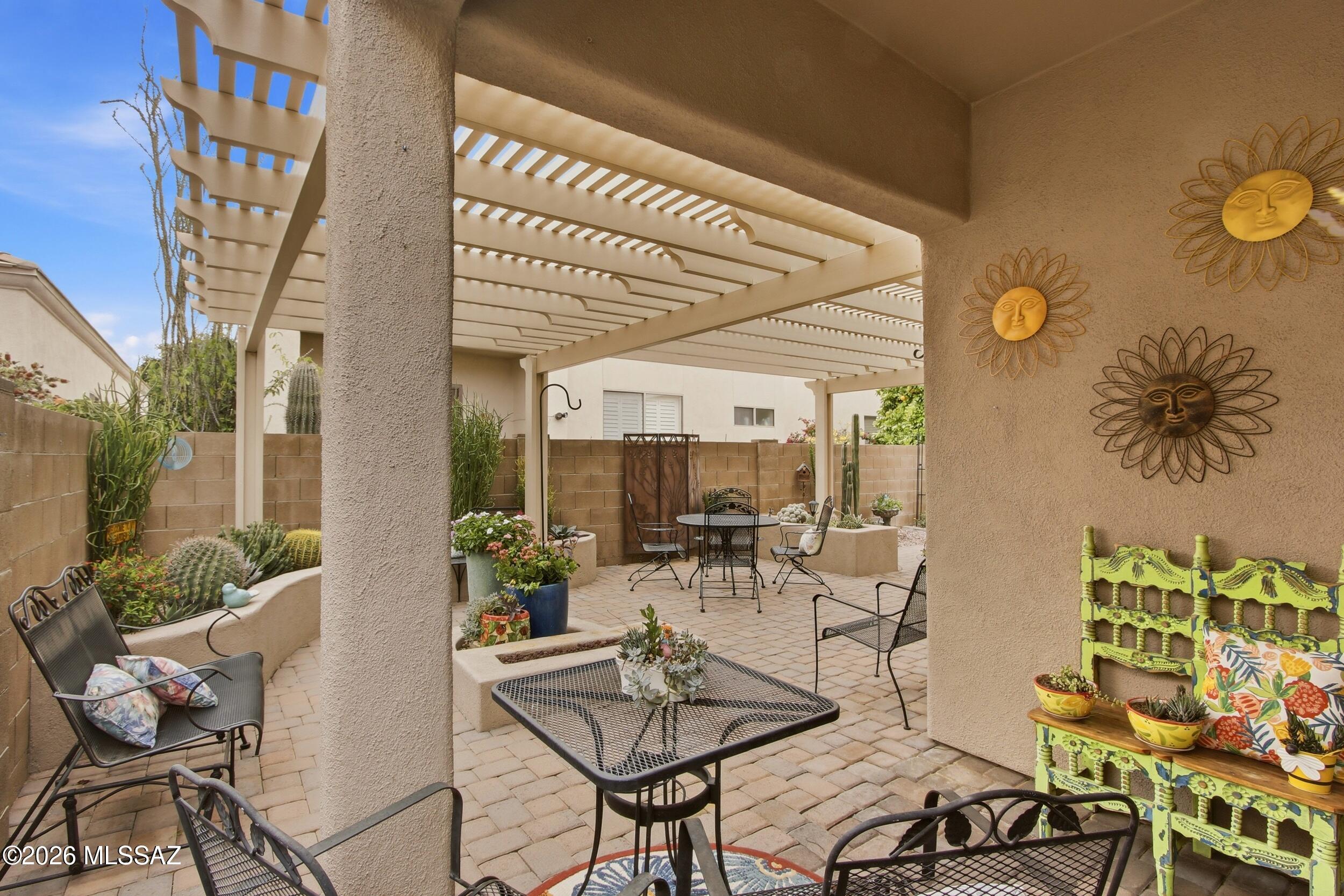 Rancho Esperero (1-343) - Residential