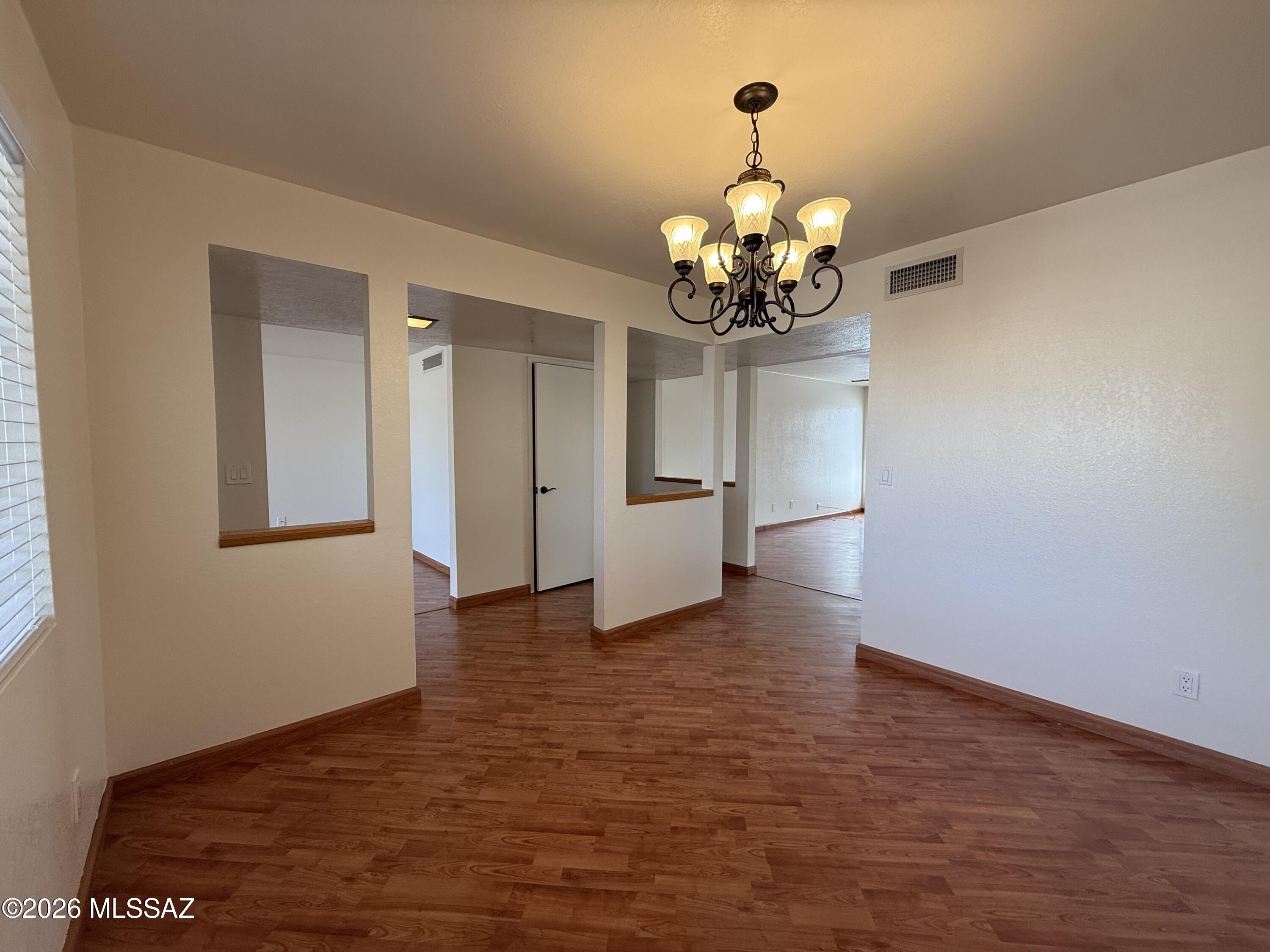 Kingswood Unit 3 (166-263) - Residential Lease