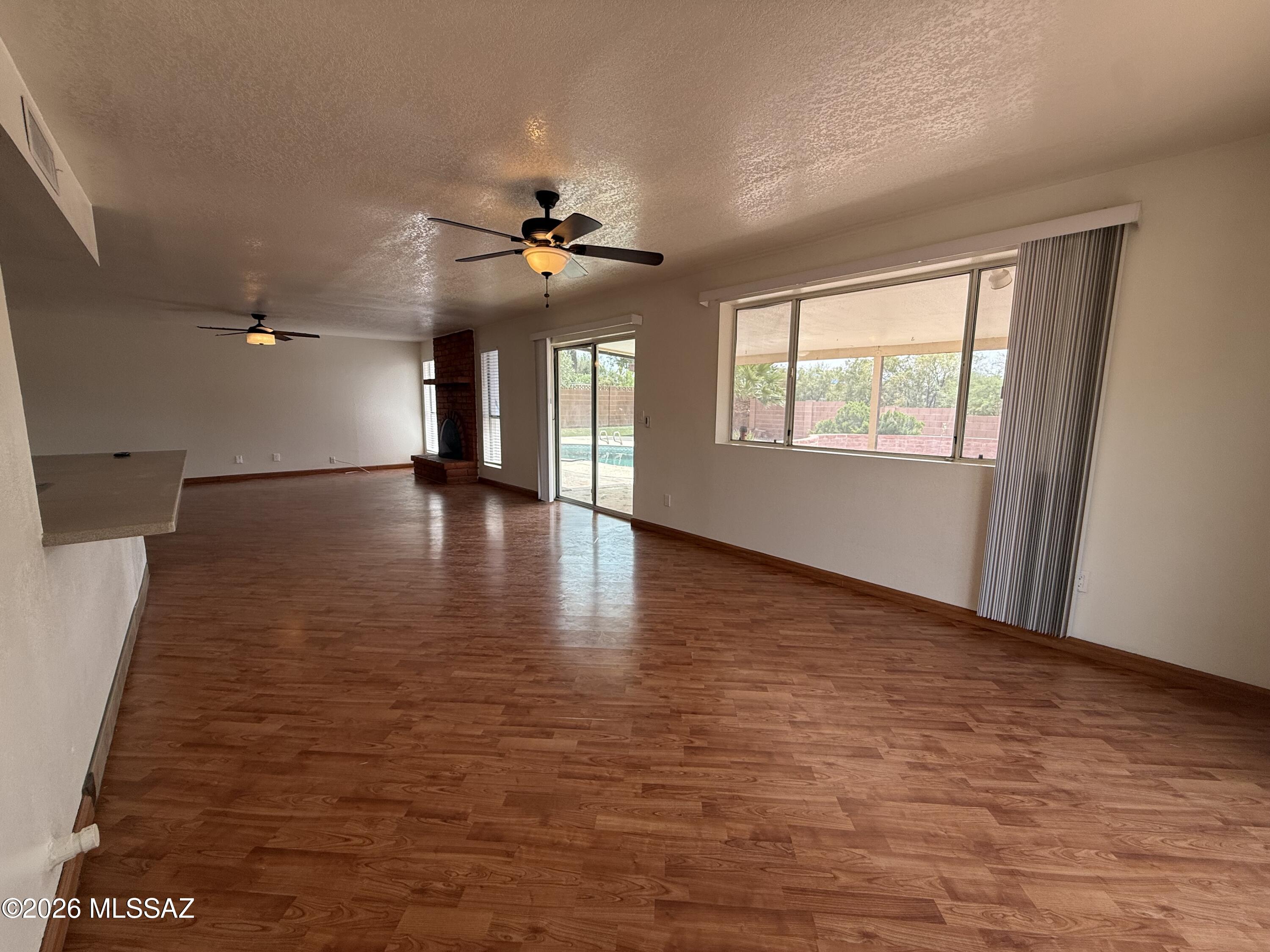 Kingswood Unit 3 (166-263) - Residential Lease