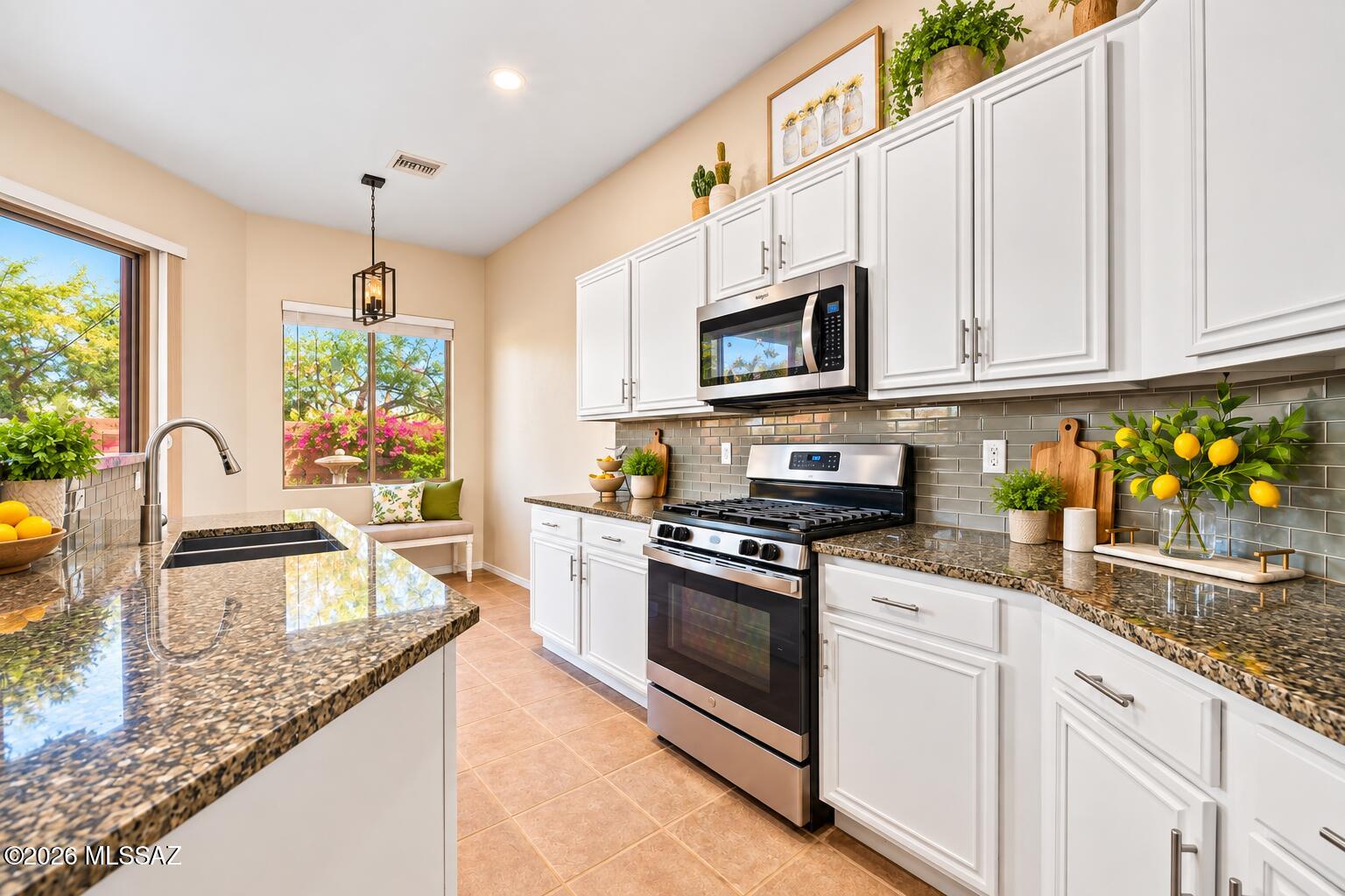 Marquette Place (1-44) - Residential
