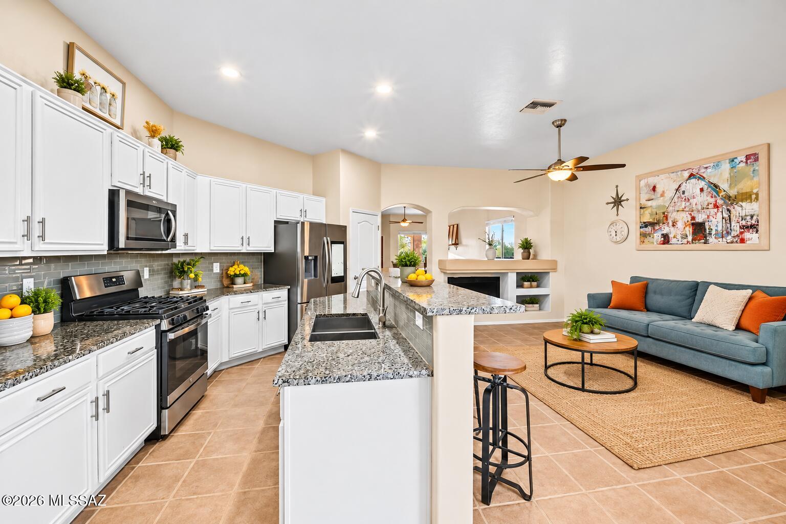 Marquette Place (1-44) - Residential