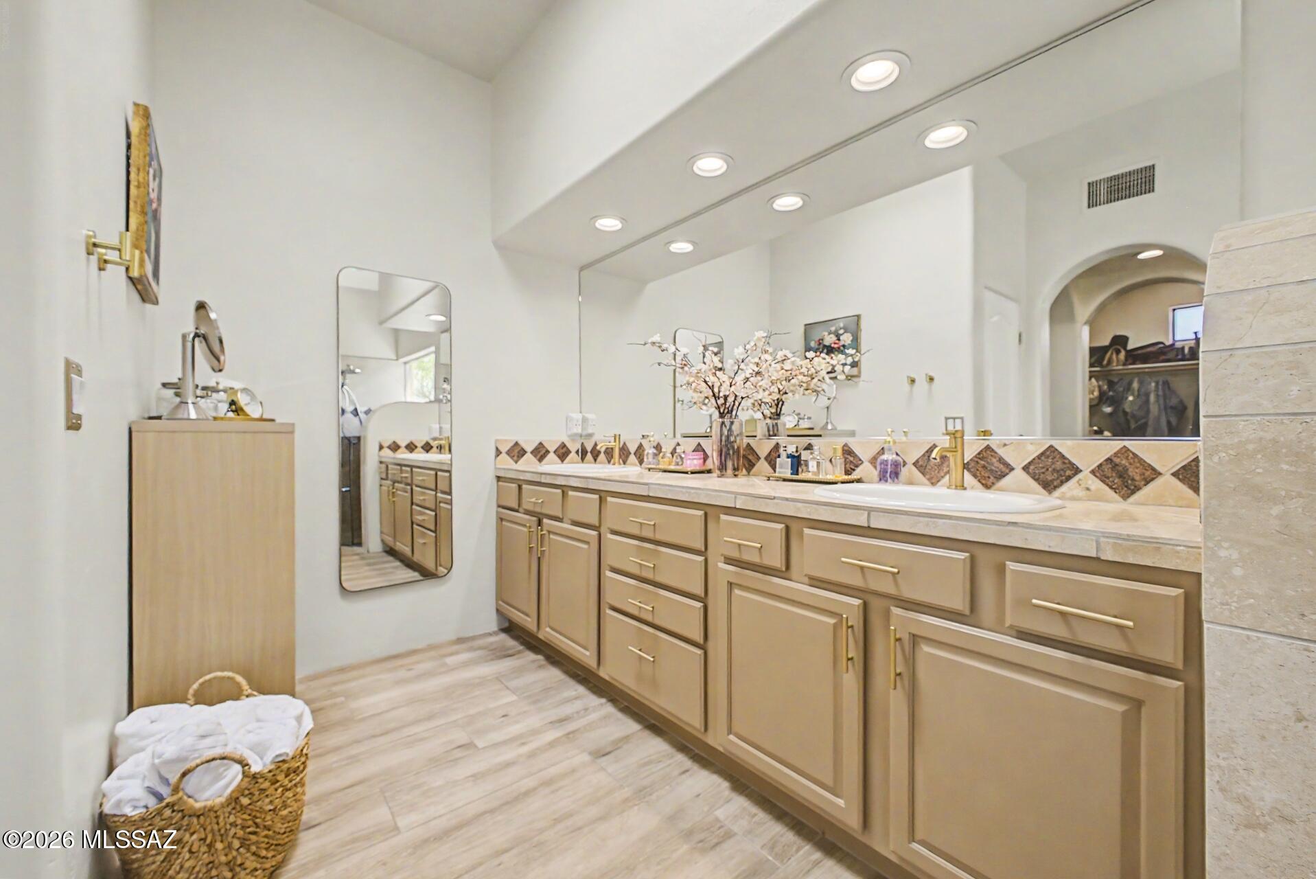 Bellas Catalinas Estates (1-93) - Residential