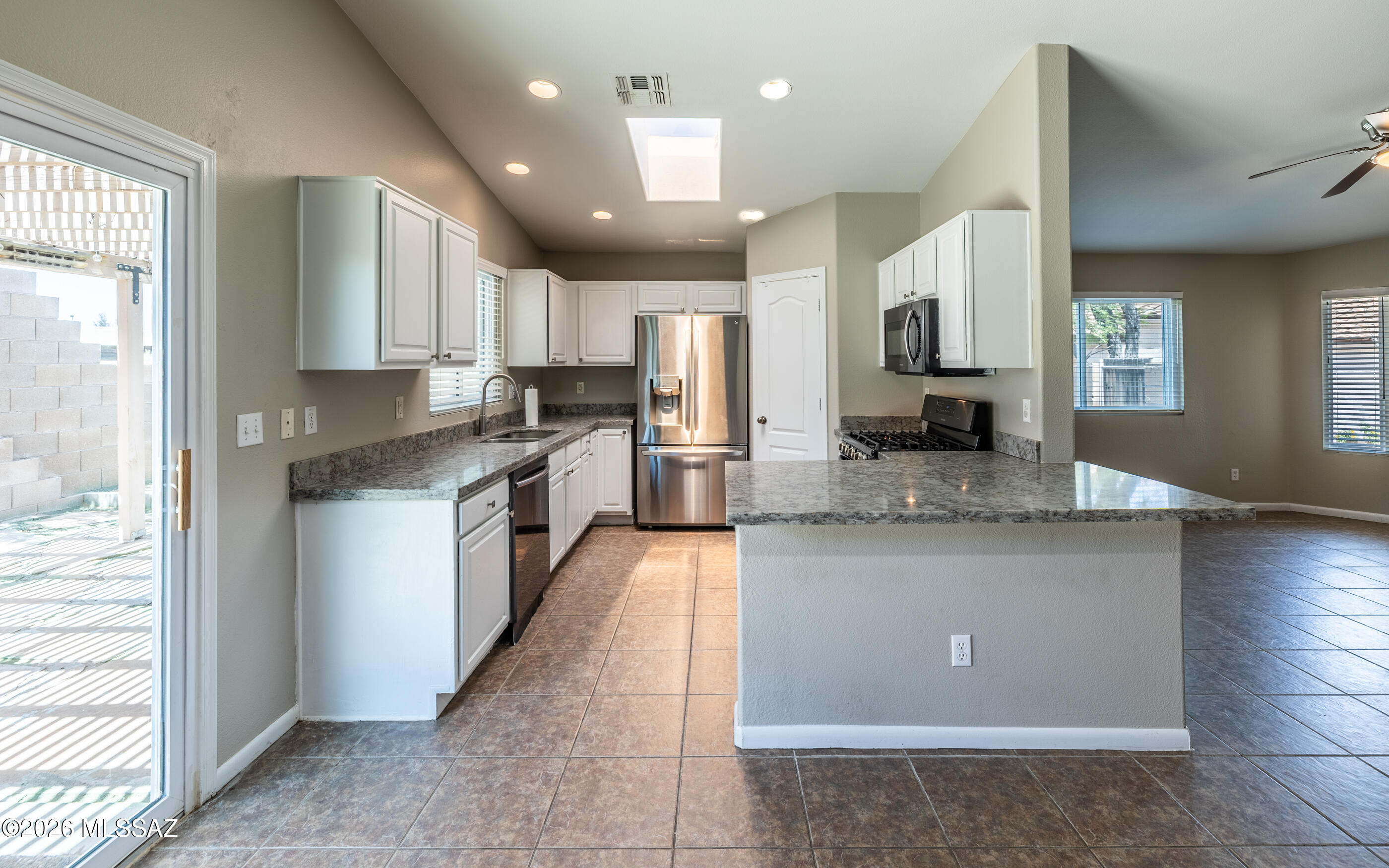 SELLER INCENTIVE - Get approved through Matt Labozetta of Guild Mortgage for a fully paid 1-0 Temporary Buy Down and reduce your interest rate by 1% the first year.

Take advantage of this unique opportunity to own a home featuring a 2023 roof, LG refrigerator, HVAC replaced in 2022 and an epoxy garage flooring--all while enjoying a lower entry-level payment. 

Located within a dedicated wildlife habitat, you will enjoy direct access to scenic hiking and biking trails, while remaining just minutes from I-10 and the University of Arizona.