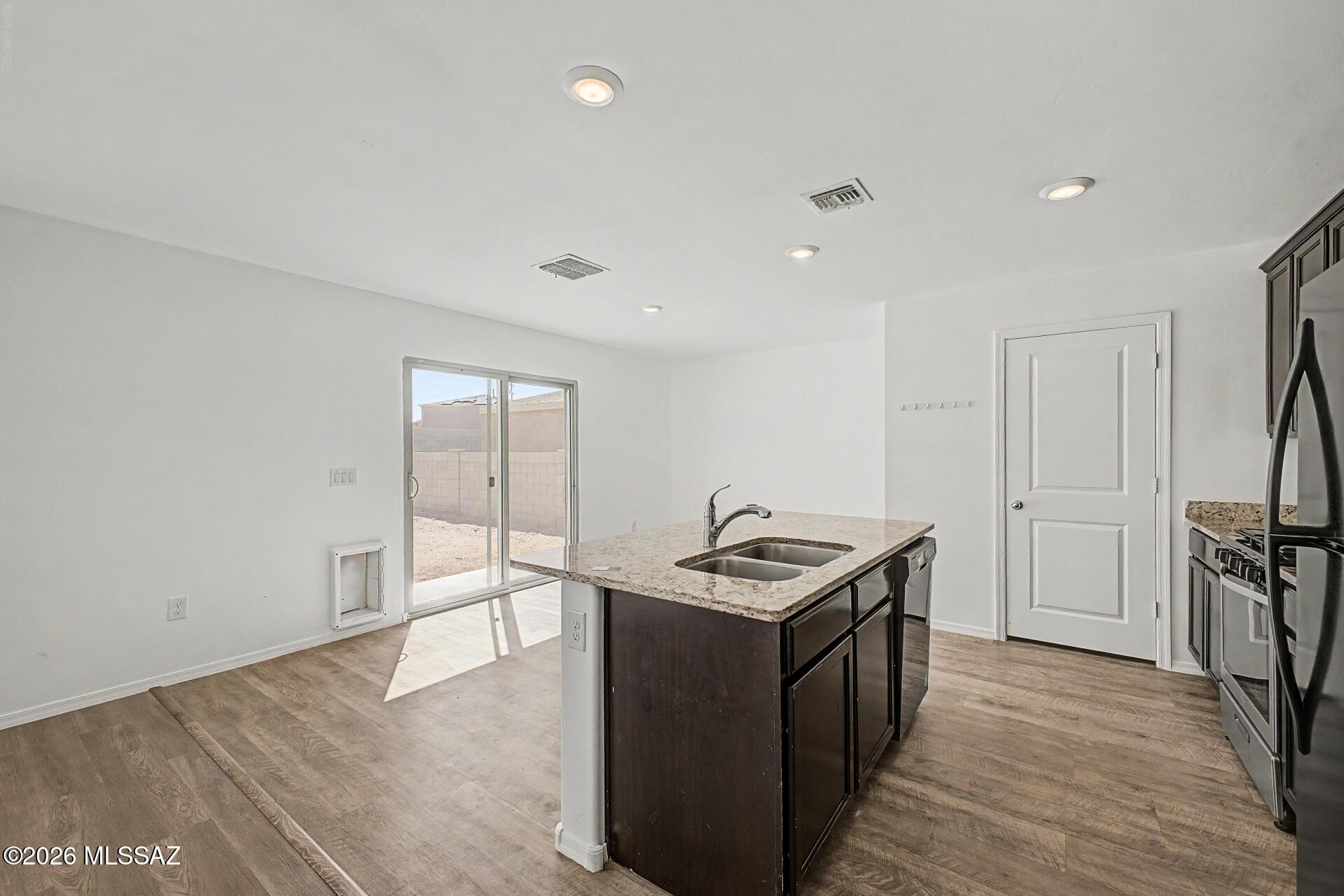 Cantera - Residential