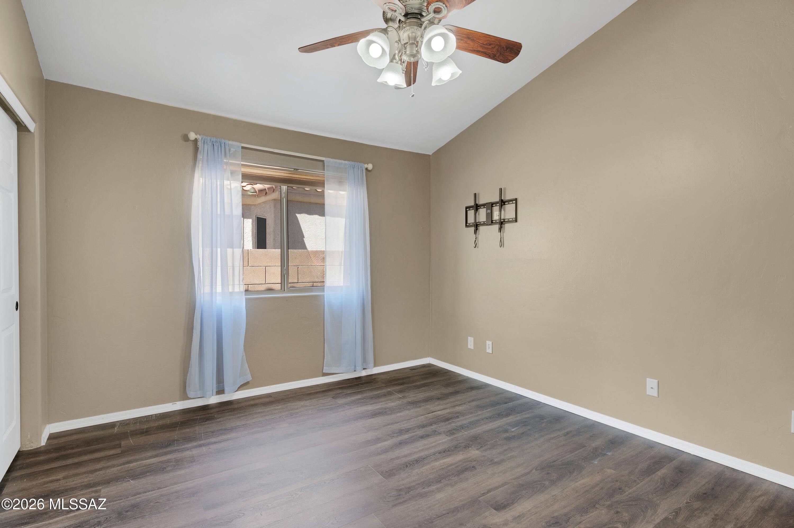 Rancho Del Lago (389-465) - Residential