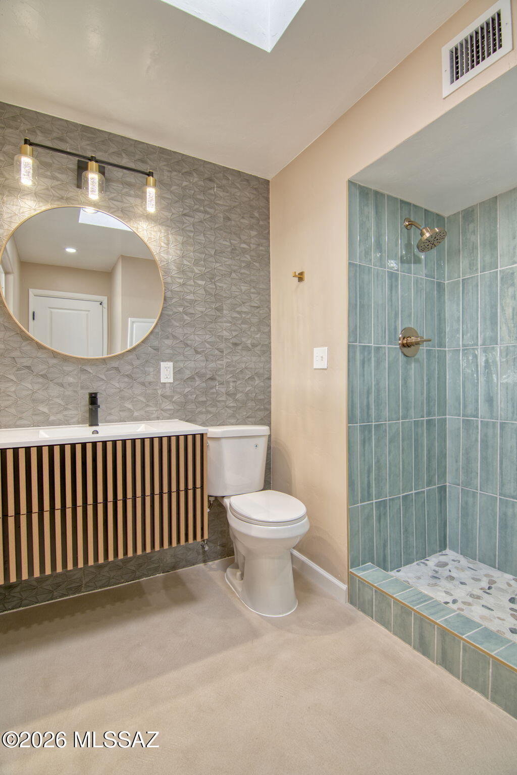 Casa Loma Estates - Residential