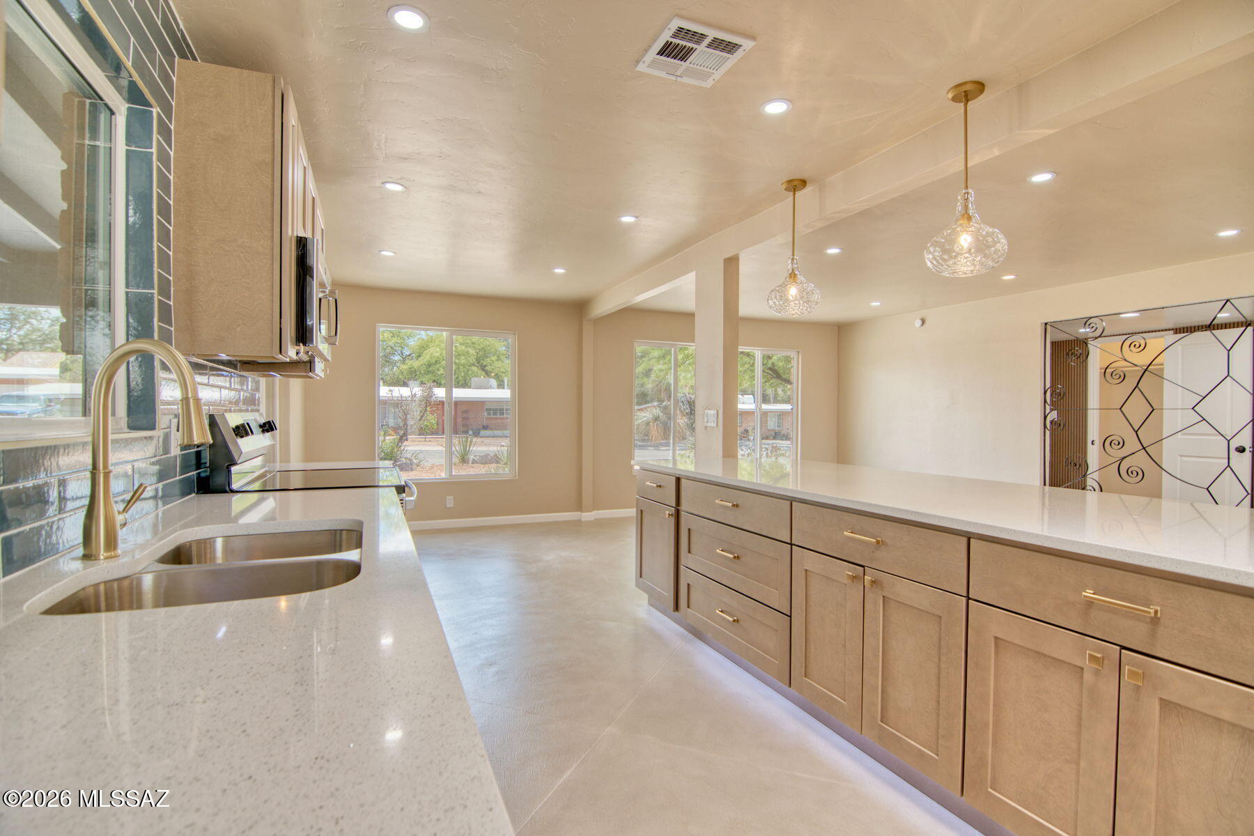 Casa Loma Estates - Residential