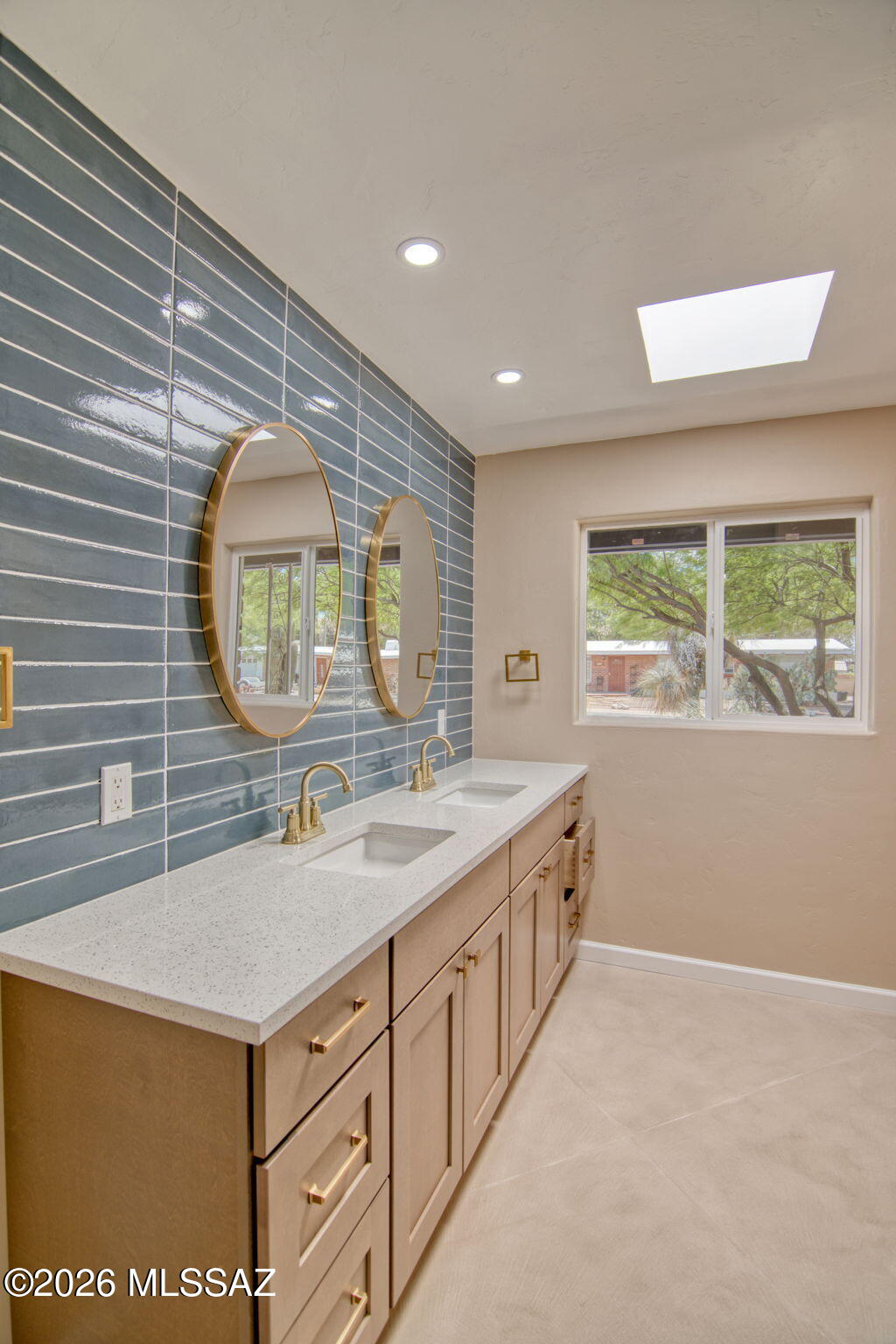 Casa Loma Estates - Residential