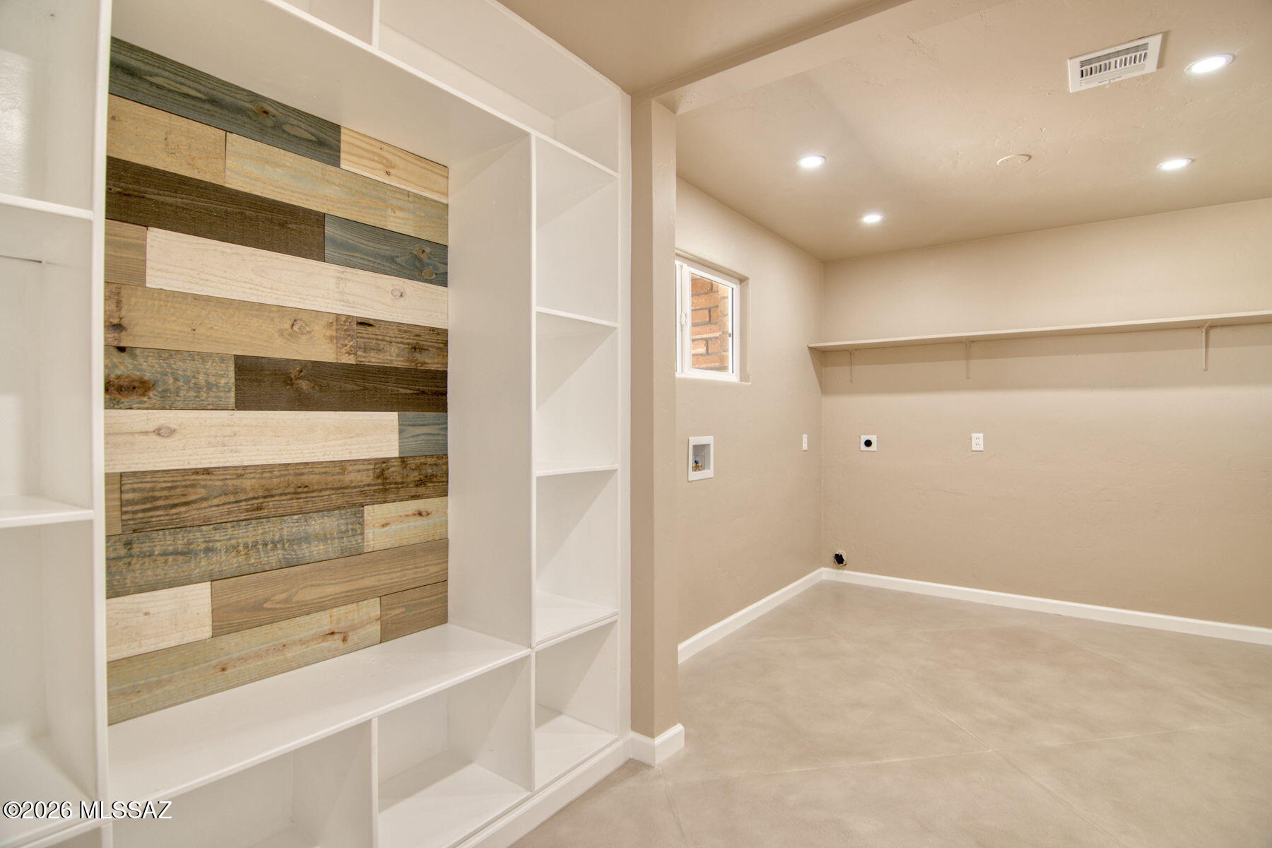 Casa Loma Estates - Residential