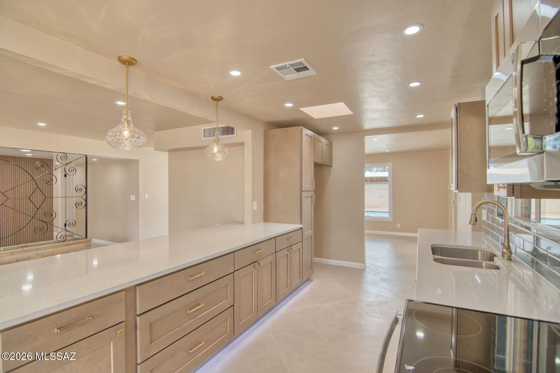 Casa Loma Estates - Residential