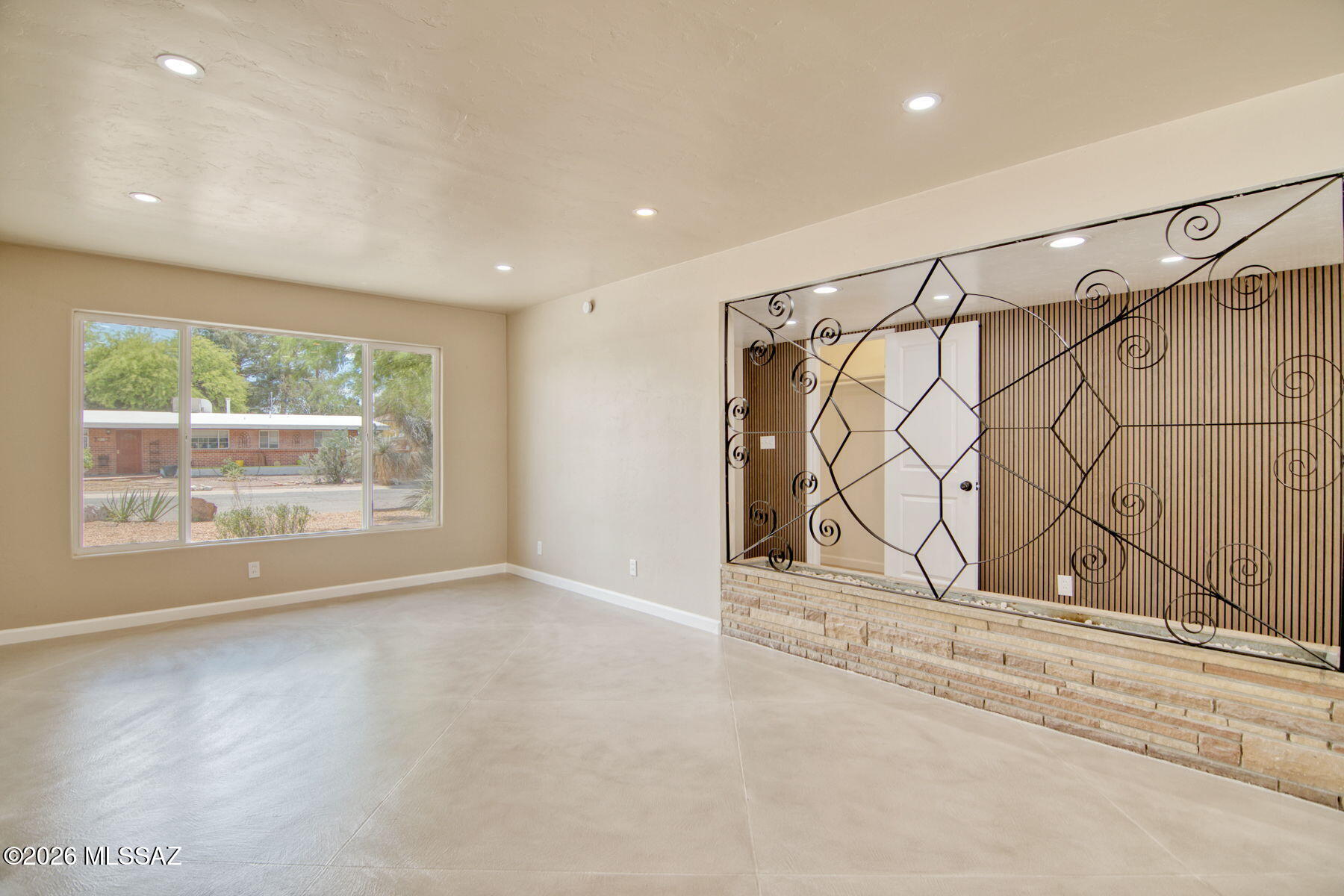 Casa Loma Estates - Residential